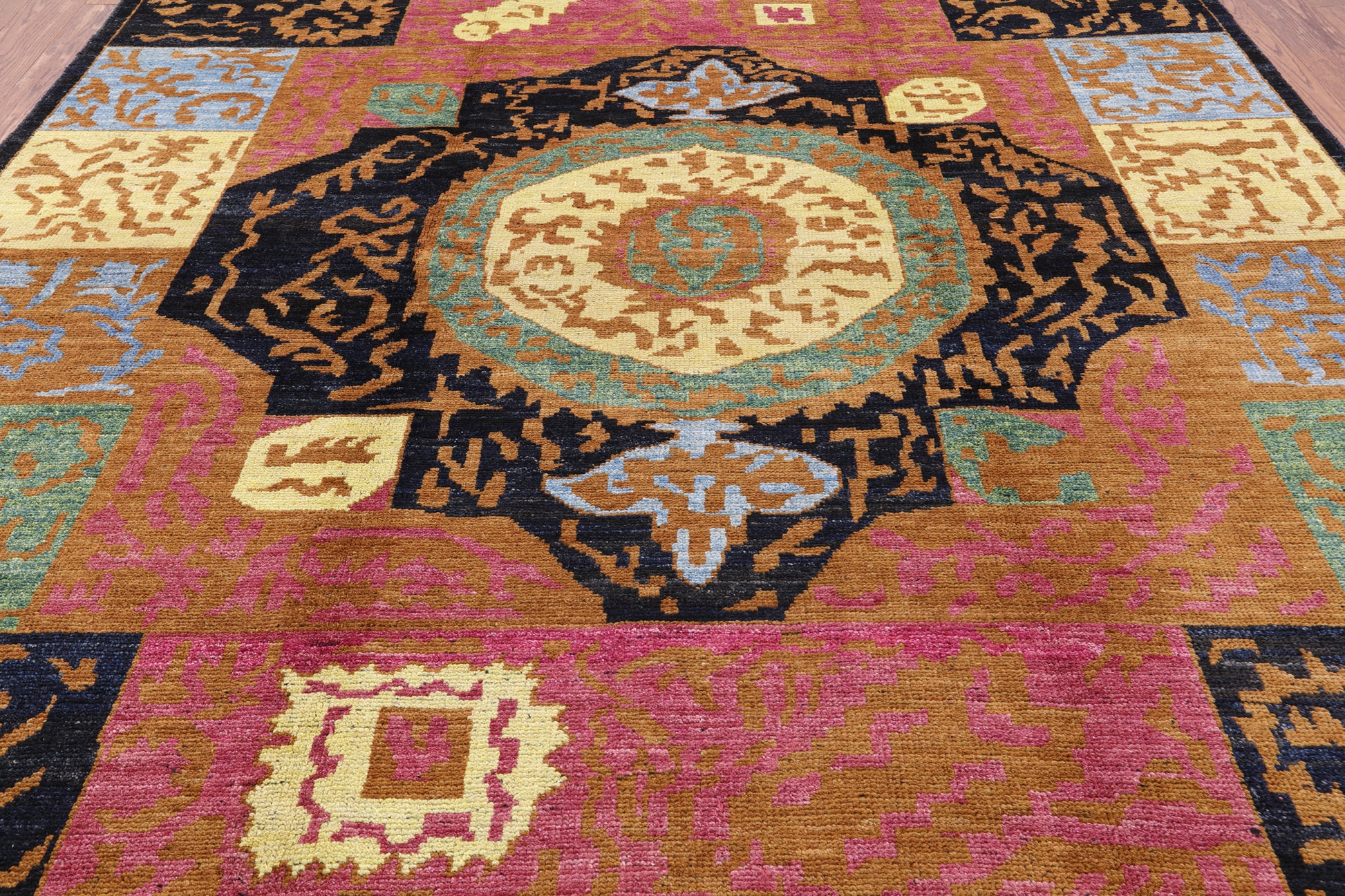 Persian Gabbeh Hand Knotted Wool Area Rug - 8' 4" X 9' 7" - Golden Nile