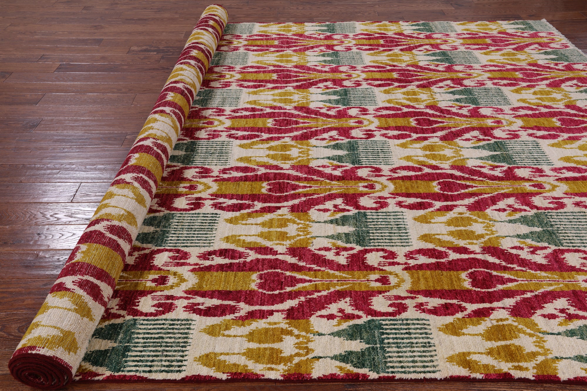 Ikat Handmade Wool Area Rug - 8' 10" X 12' 2" - Golden Nile