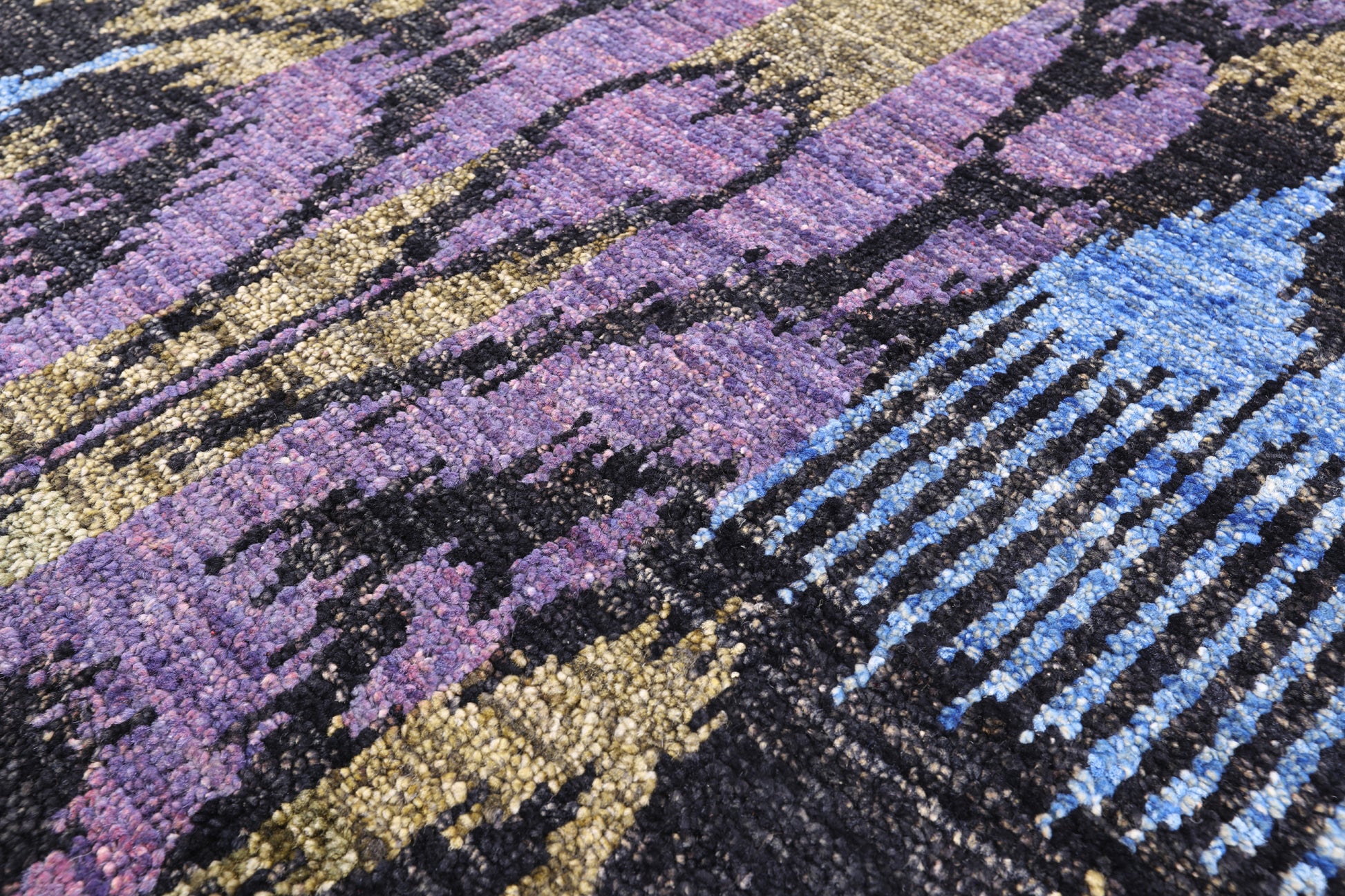 Ikat Hand Knotted Wool Rug - 6' 1" X 9' 3" - Golden Nile
