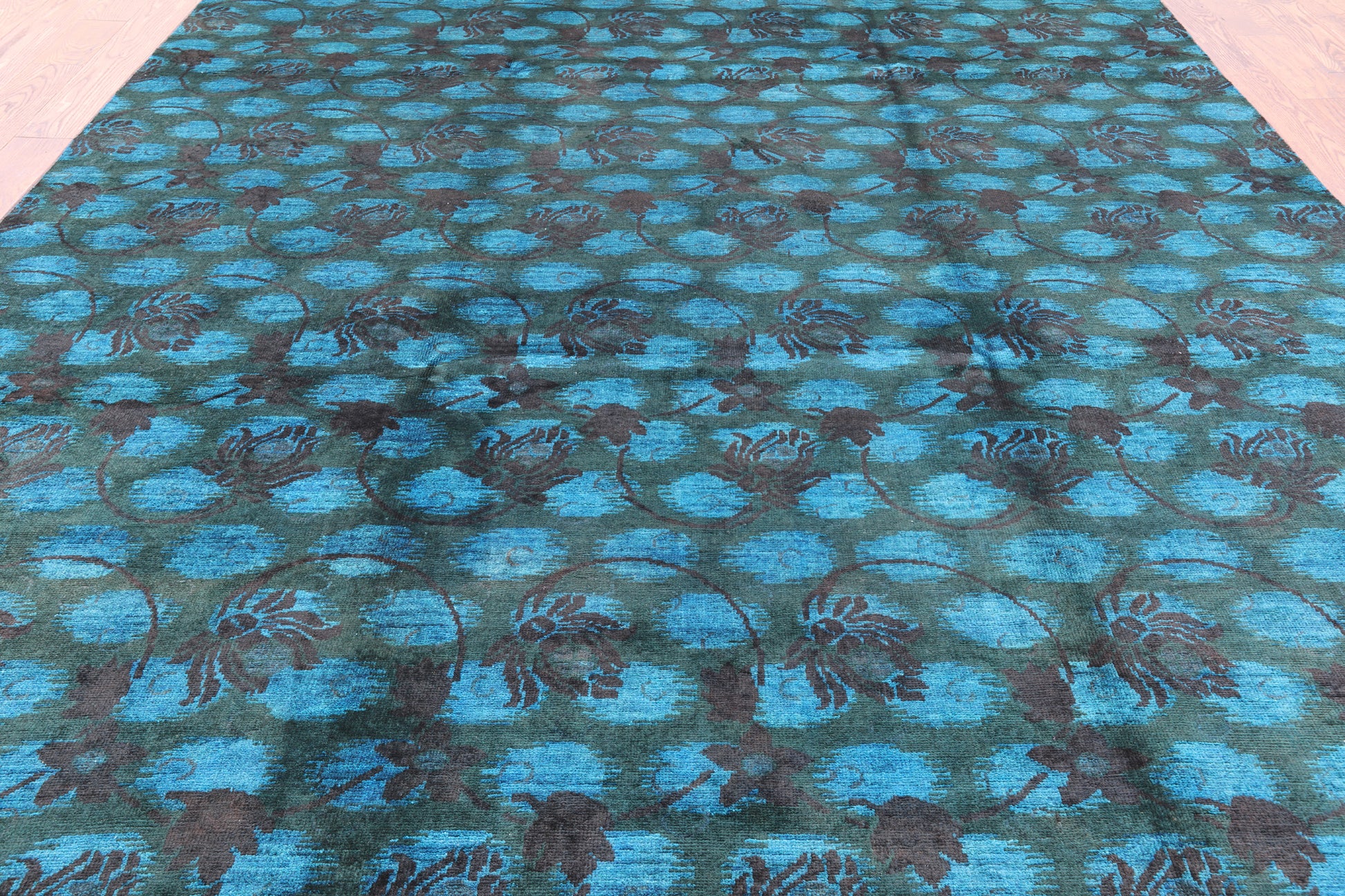 William Morris Hand Knotted Wool Rug - 8' 10" X 11' 8" - Golden Nile