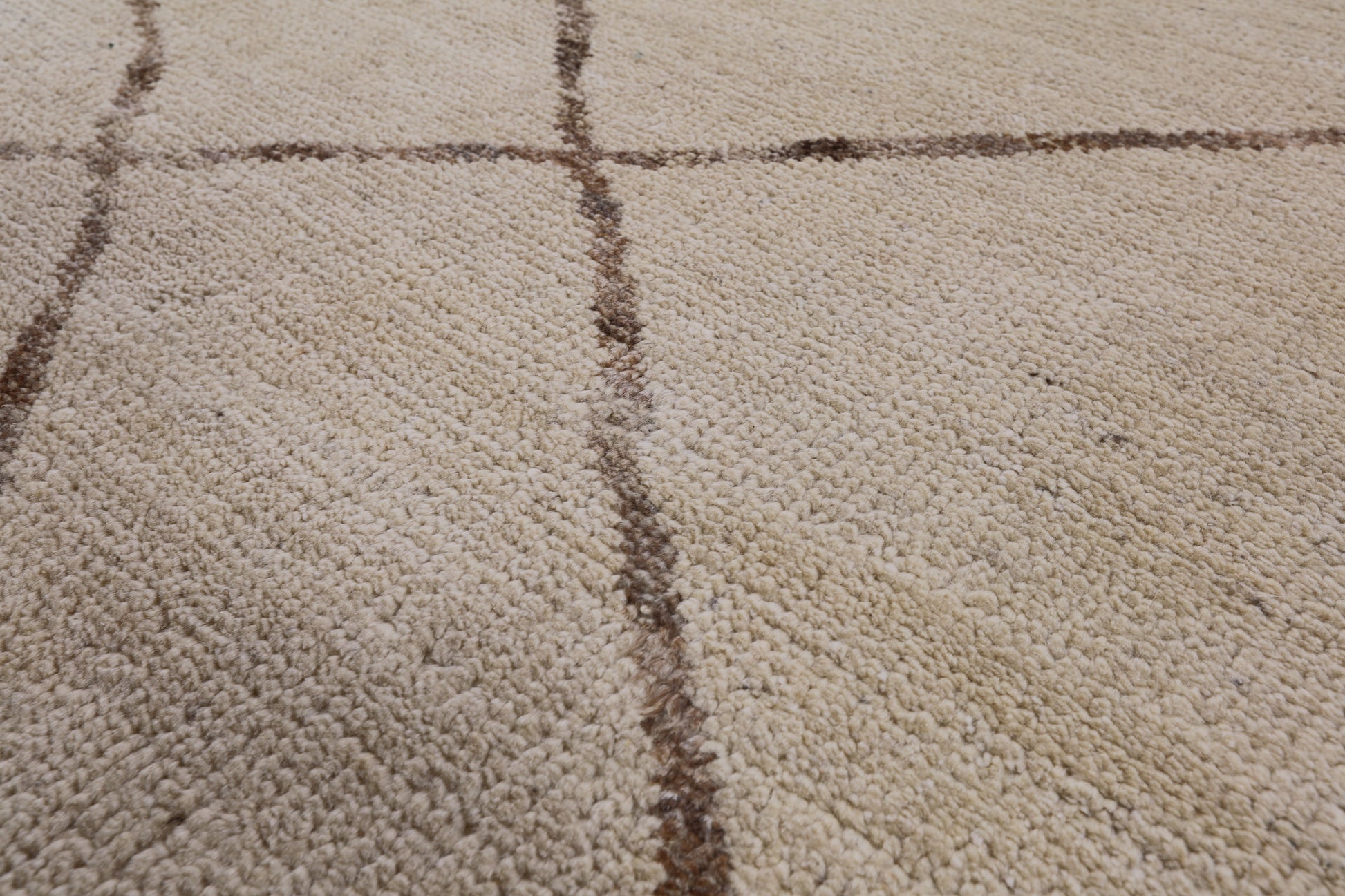 Ivory Moroccan Handmade Wool Area Rug - 7' 10" X 10' 3" - Golden Nile
