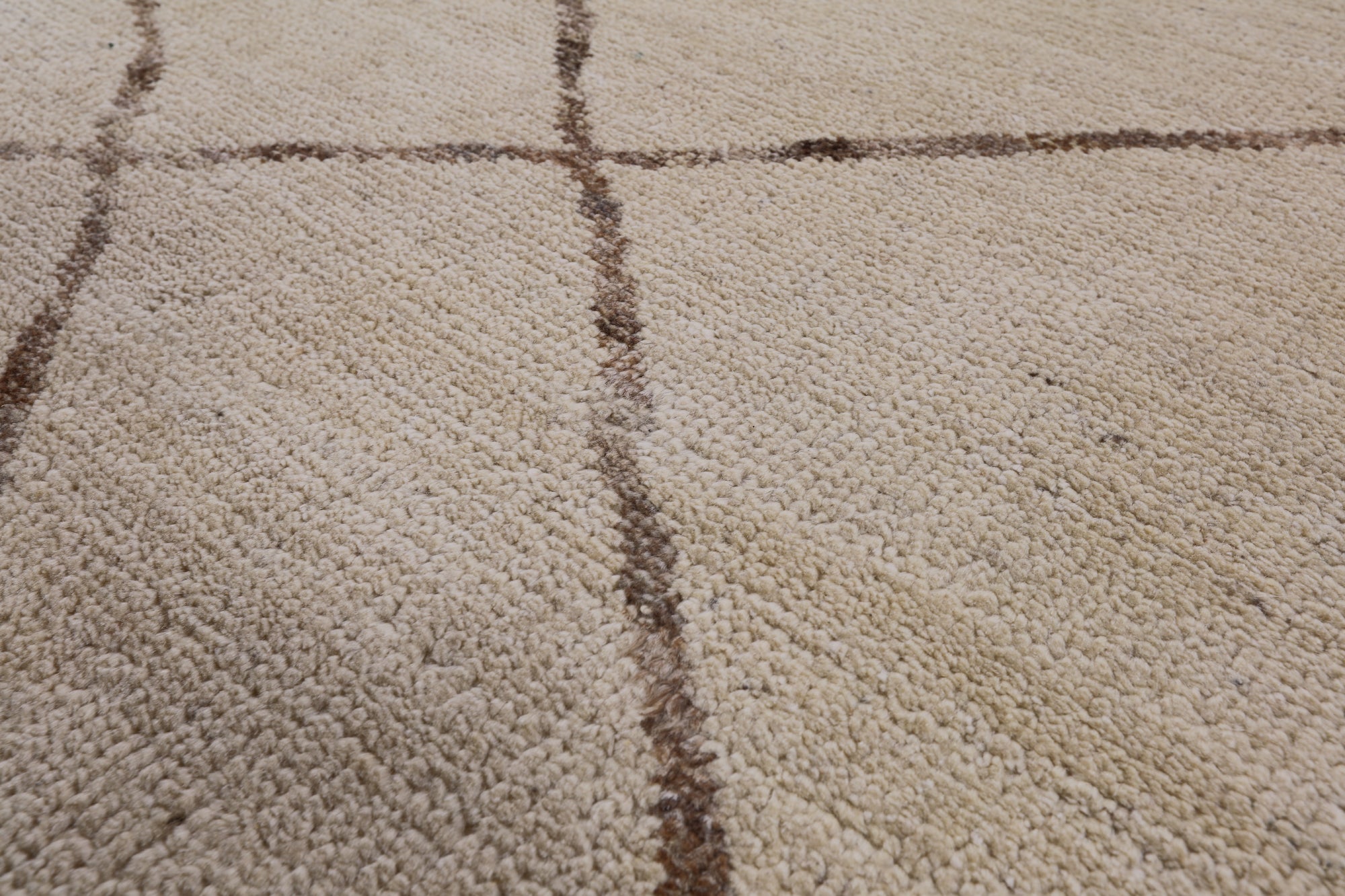 Ivory Moroccan Handmade Wool Area Rug - 7' 10" X 10' 3" - Golden Nile