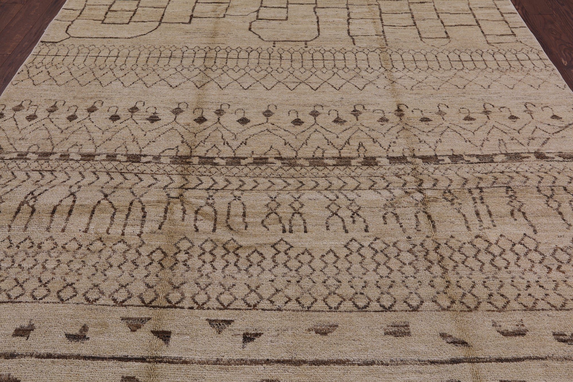 Ivory Tribal Moroccan Hand Knotted Area Rug - 8' 0" X 10' 8" - Golden Nile