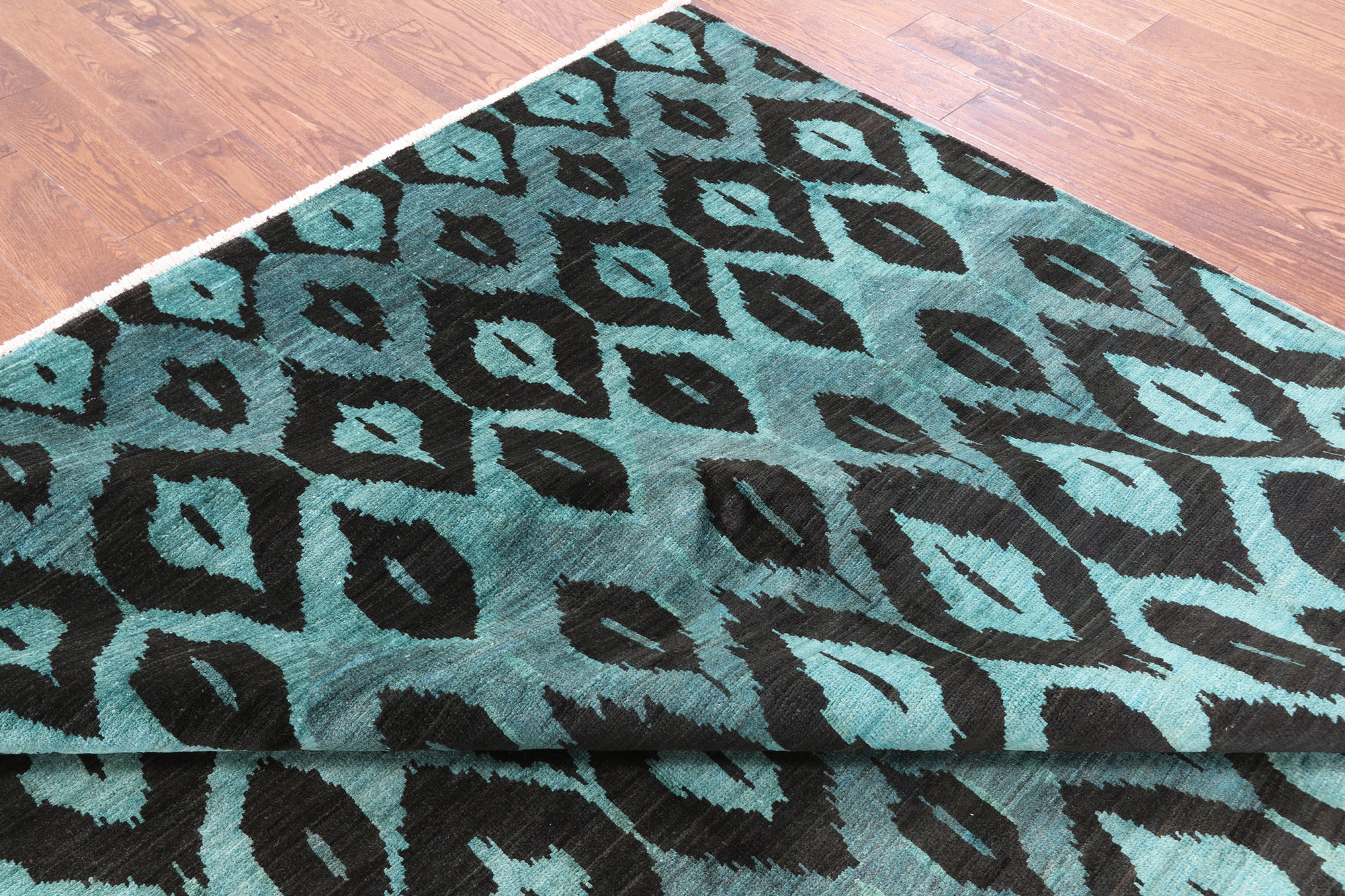 Ikat Handmade Wool Area Rug - 7' 9" X 10' 0" - Golden Nile