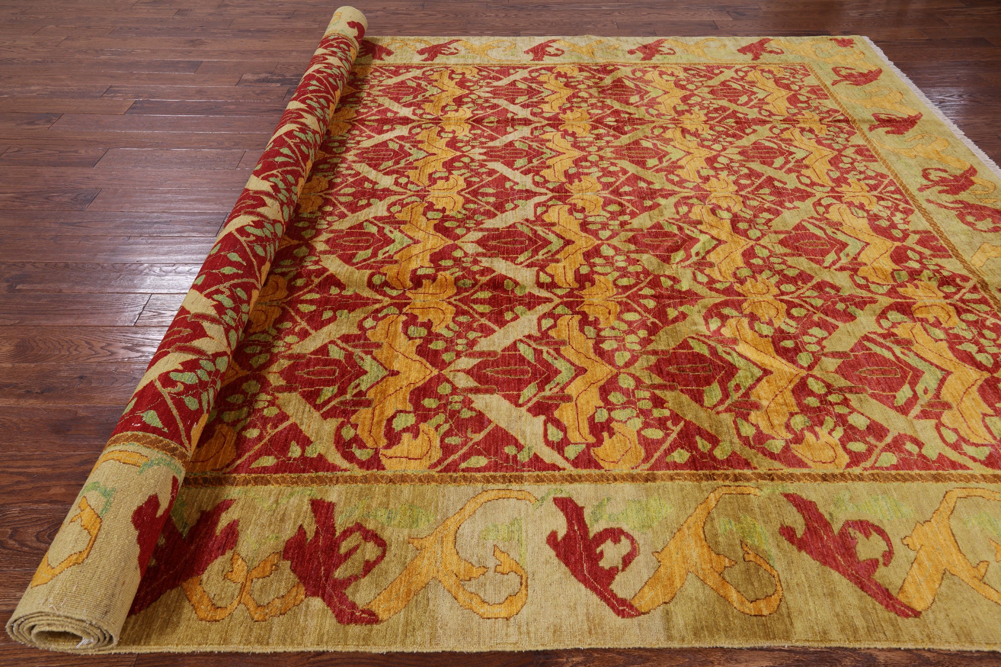 Red William Morris Hand Knotted Wool Area Rug - 9' 0" X 12' 7" - Golden Nile