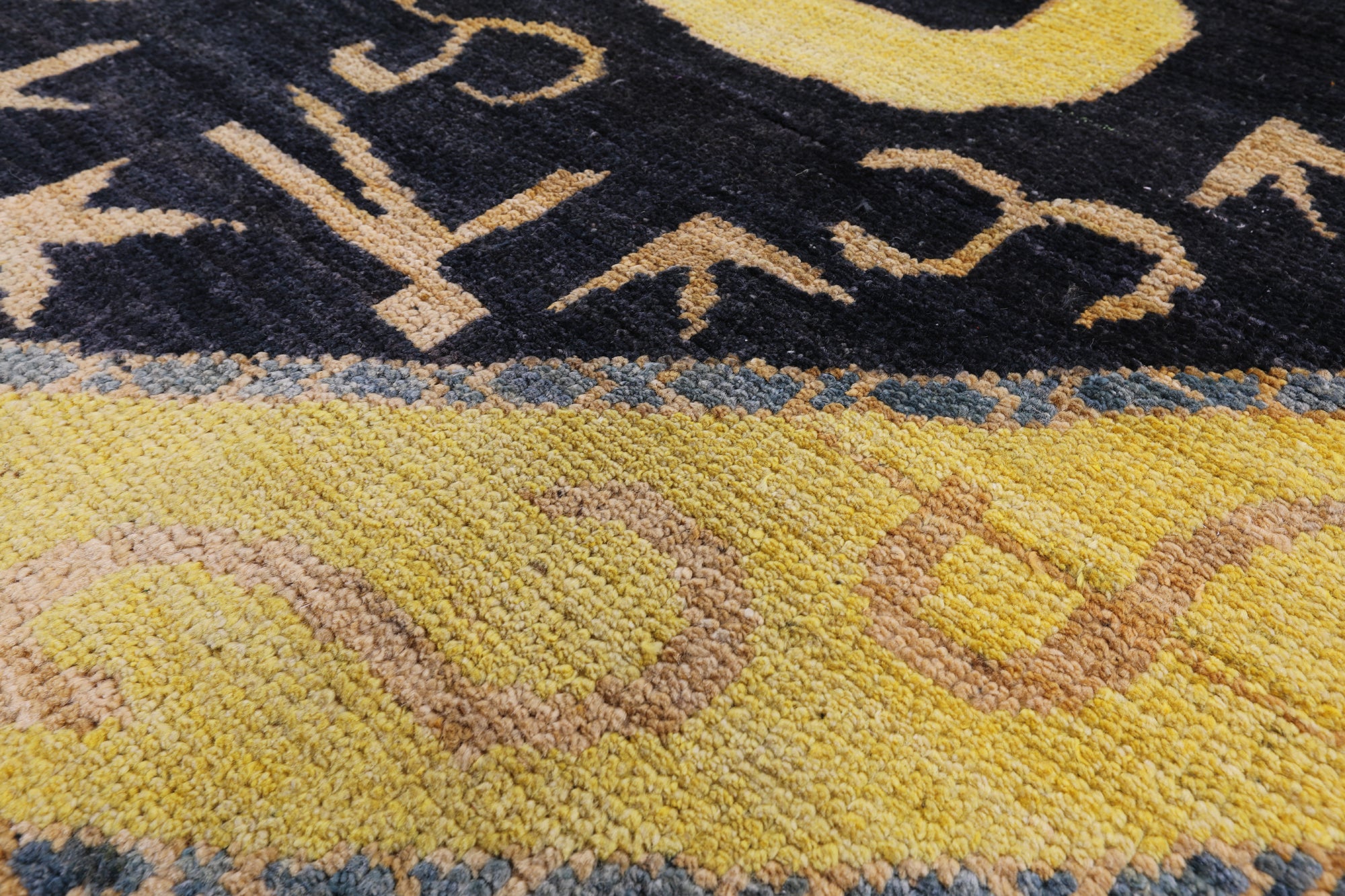 Ikat Hand Knotted Wool Area Rug - 9' 3" X 11' 10" - Golden Nile