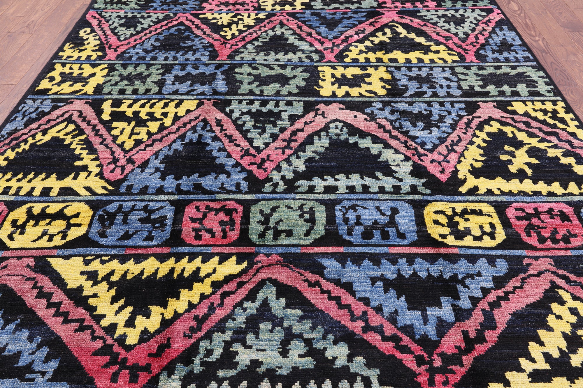 Tribal Moroccan Hand Knotted Wool Rug - 7' 10" X 9' 9" - Golden Nile