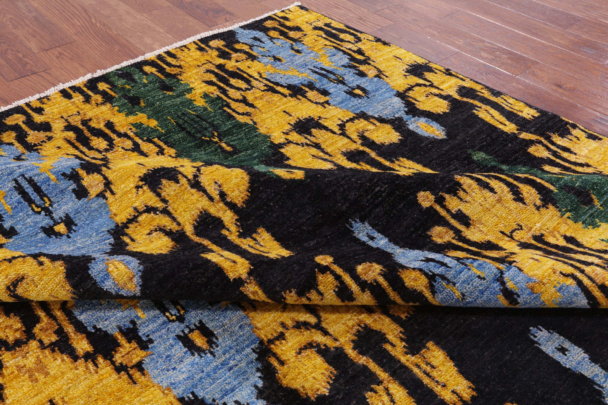 Ikat Hand Knotted Wool Area Rug - 7' 10" X 10' 0" - Golden Nile