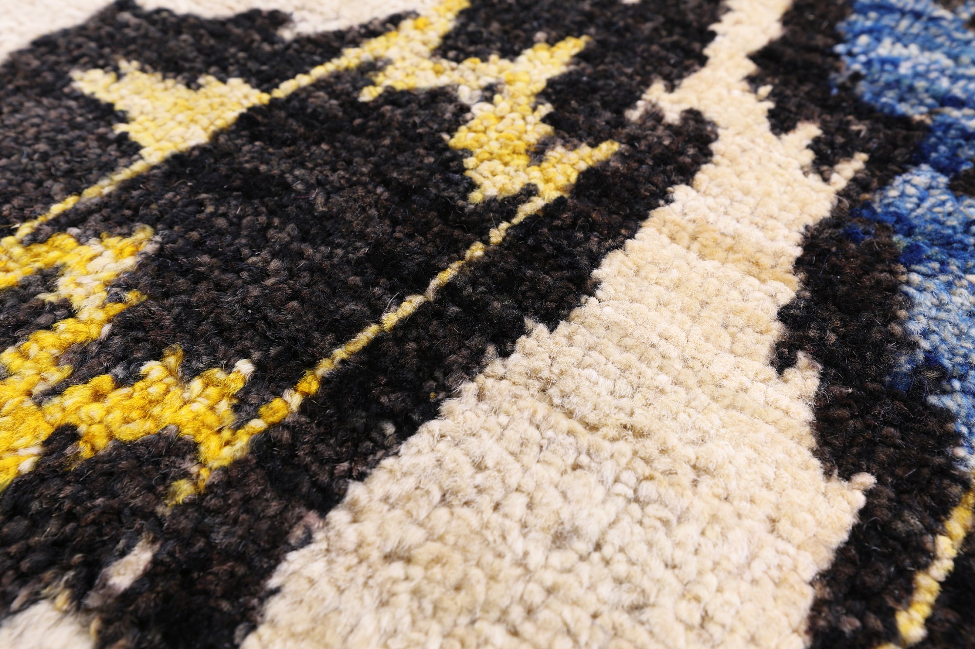 Ikat Hand Knotted Wool Runner Rug - 4' 0" X 10' 5" - Golden Nile