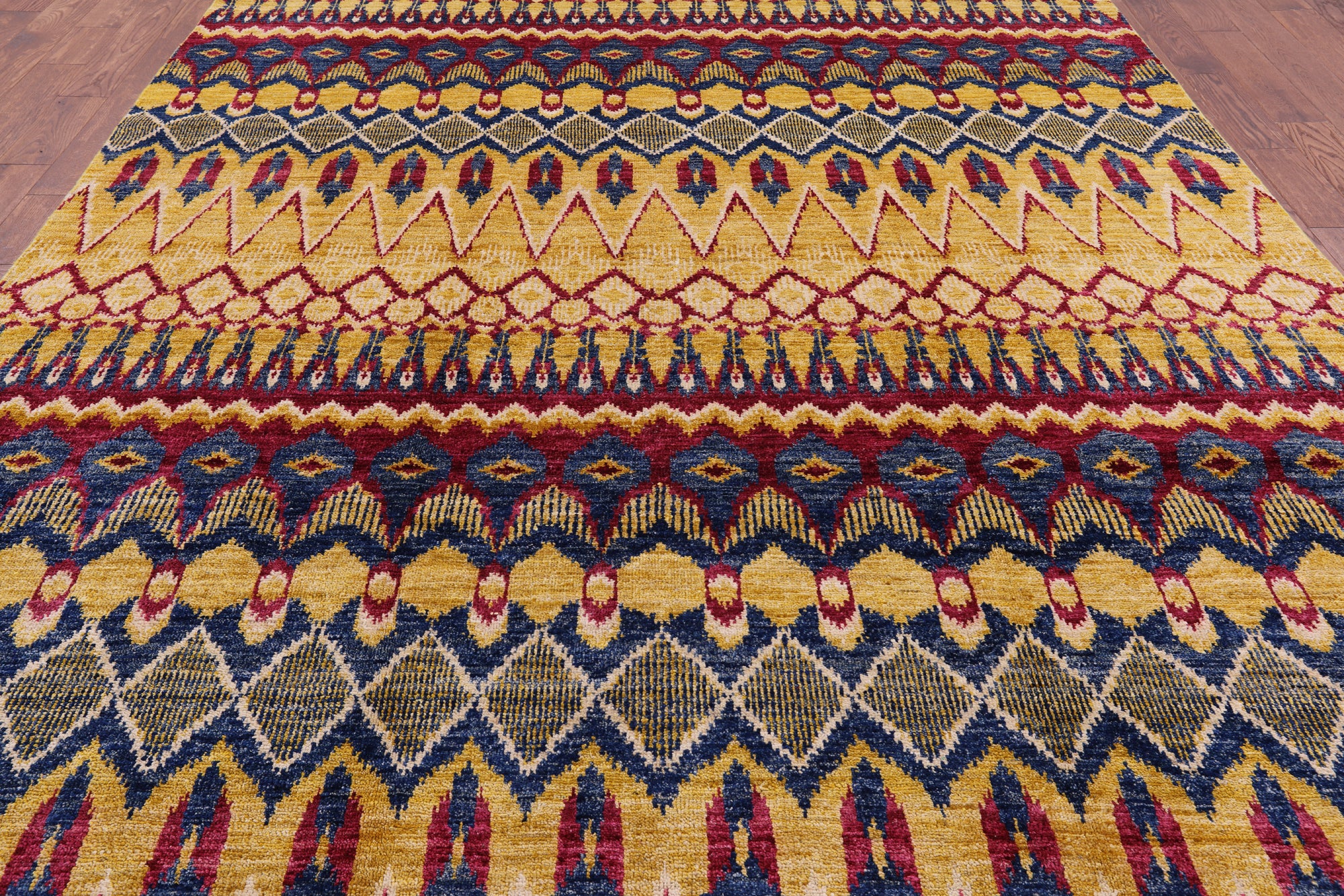 Ikat Handmade Wool Area Rug - 8' 10" X 12' 3" - Golden Nile