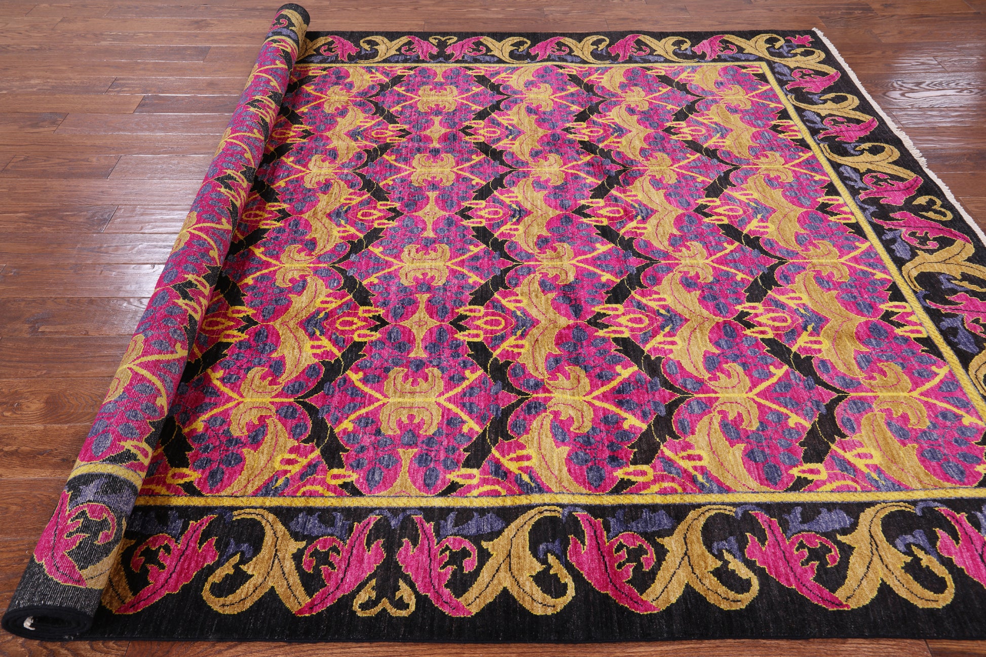 Pink William Morris Handmade Wool Area Rug - 7' 10" X 9' 10" - Golden Nile