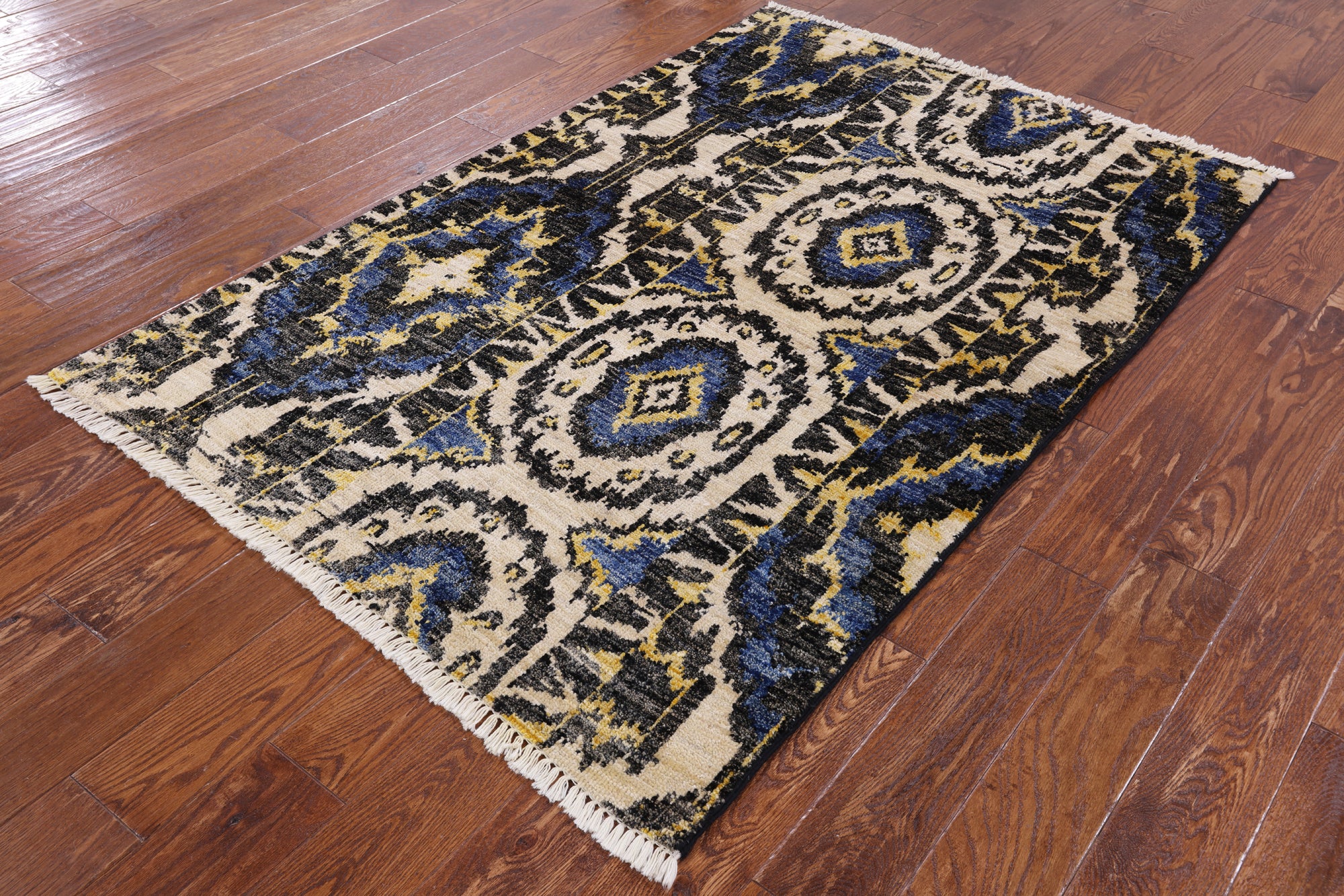 Ikat Hand Knotted Wool Area Rug - 4' 0" X 5' 10" - Golden Nile