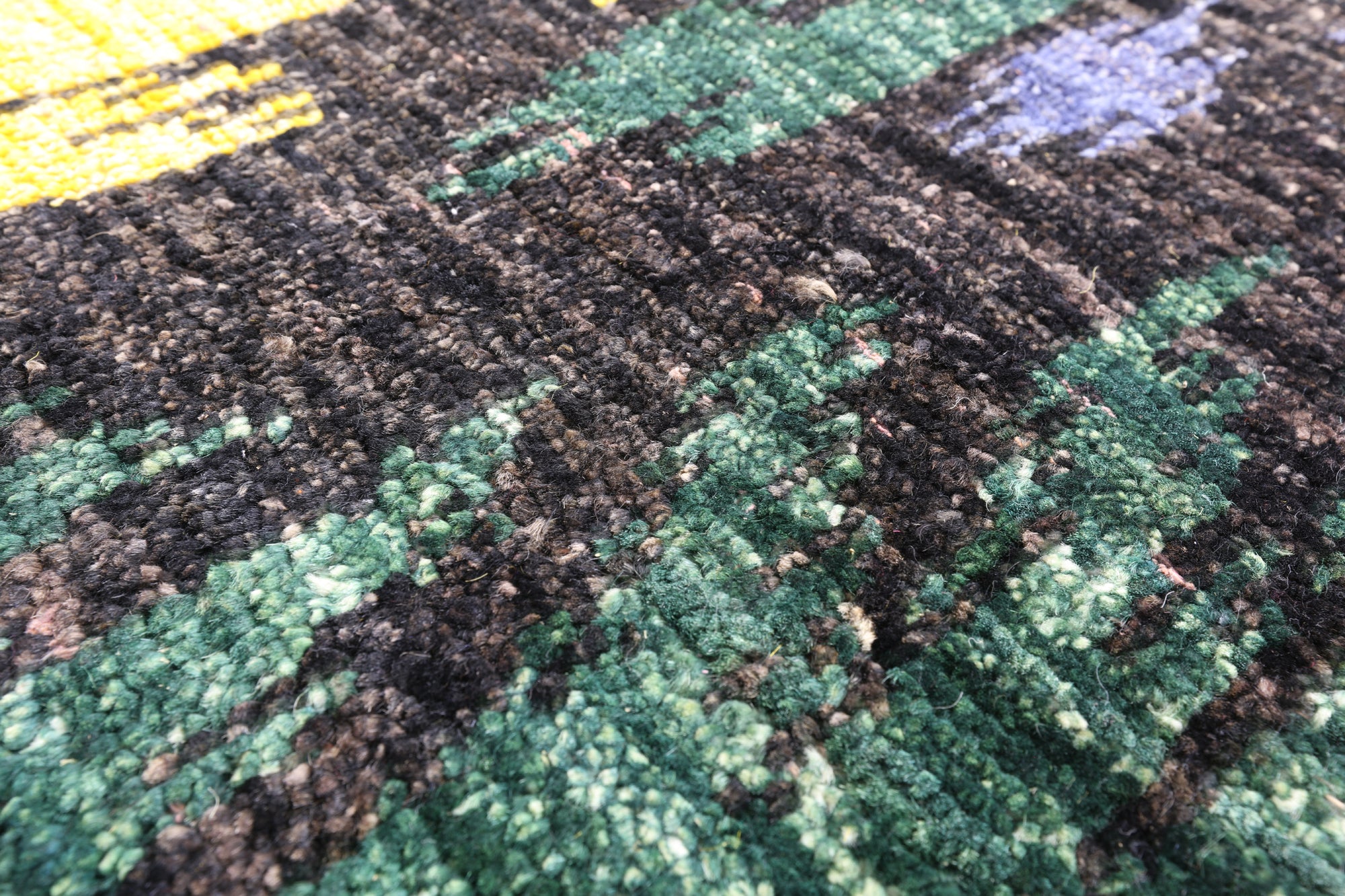 Ikat Handmade Wool Area Rug - 7' 10" X 10' 1" - Golden Nile