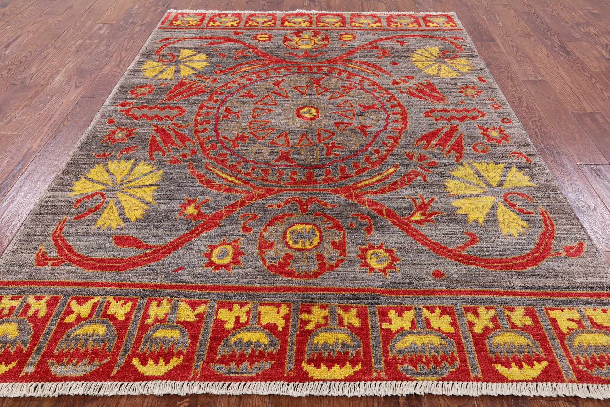 Grey Ikat Handmade Wool Area Rug - 6' 3" X 8' 8" - Golden Nile