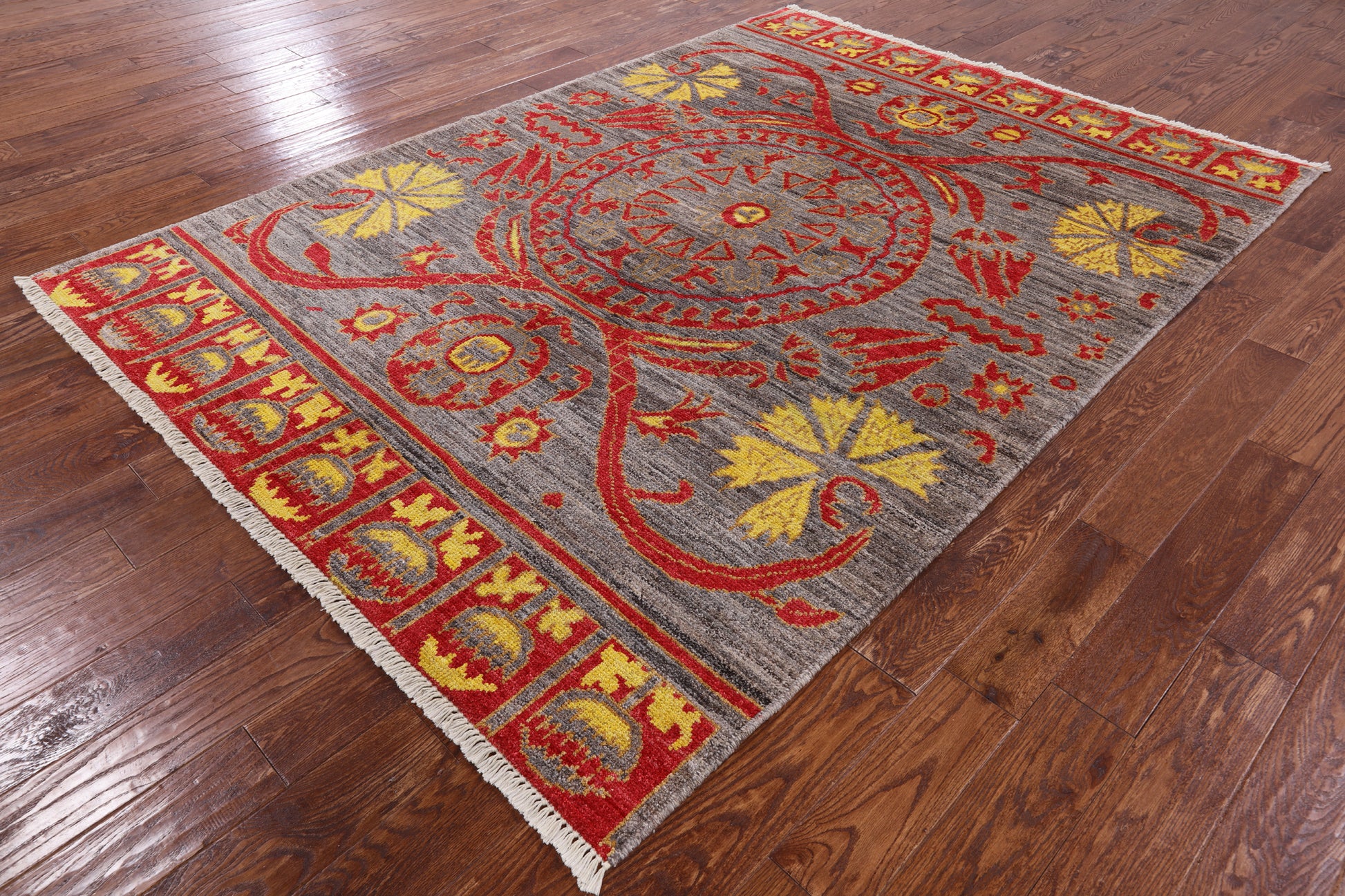 Grey Ikat Handmade Wool Area Rug - 6' 3" X 8' 8" - Golden Nile