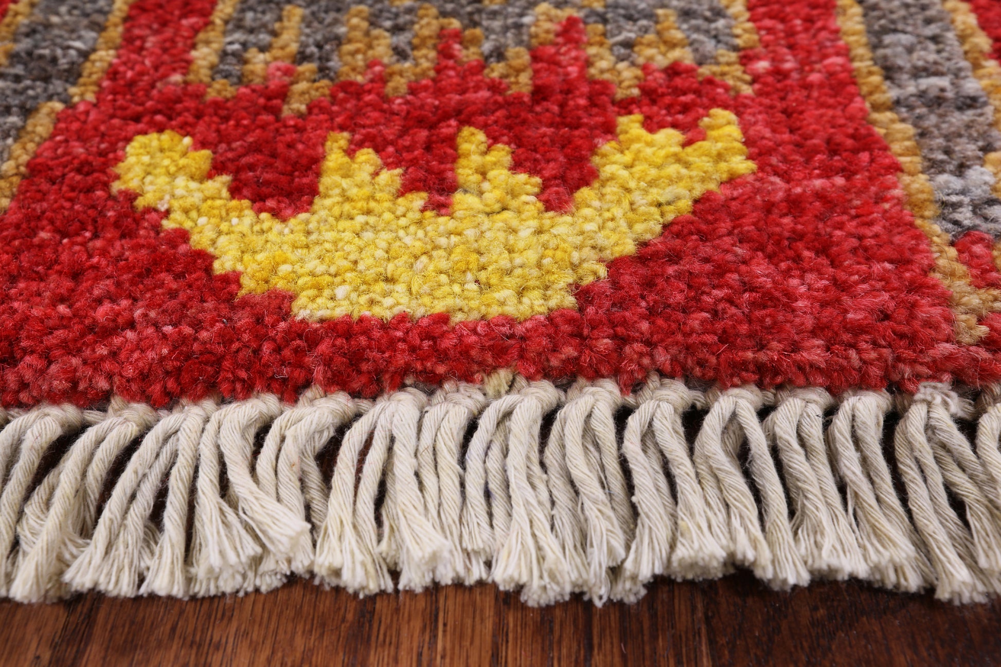 Grey Ikat Handmade Wool Area Rug - 6' 3" X 8' 8" - Golden Nile