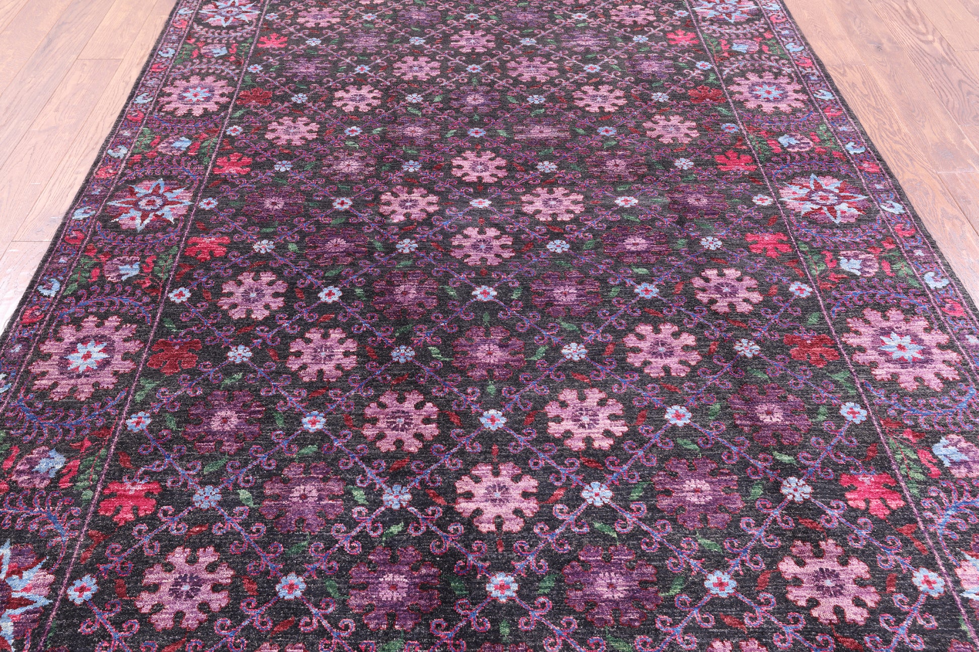 Black William Morris Hand Knotted Wool Area Rug - 6' 2" X 9' 7" - Golden Nile