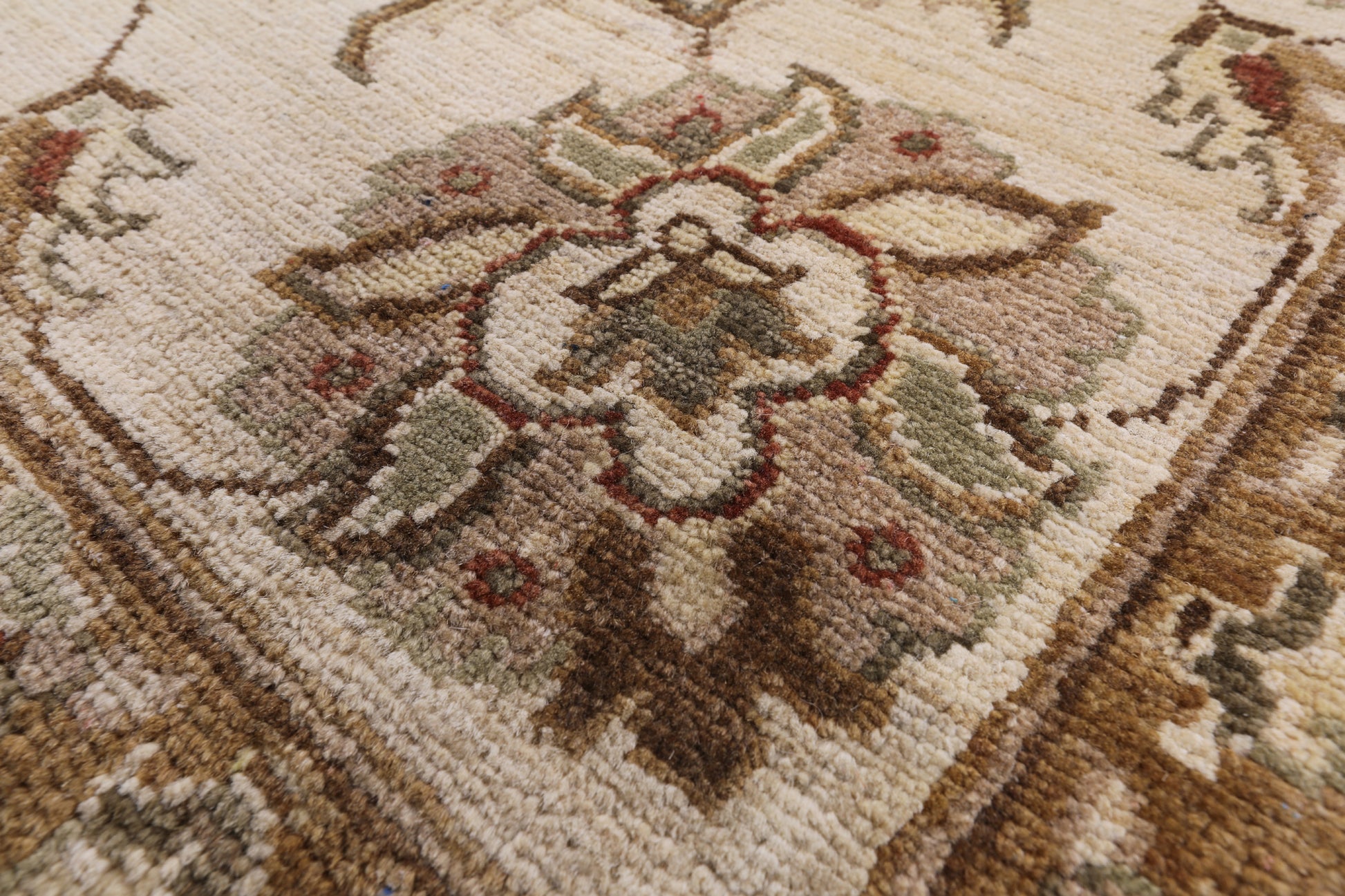 Peshawar Handmade Wool Rug - 8' 1" X 10' 4" - Golden Nile