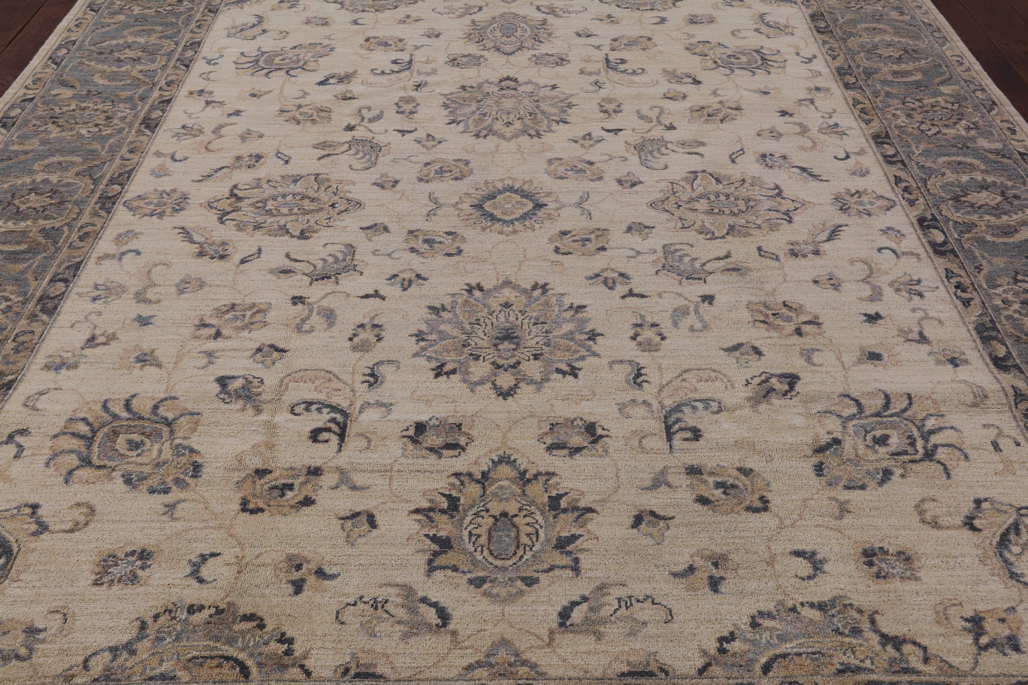 Ivory Peshawar Handmade Wool Rug - 8' 4" X 9' 10" - Golden Nile