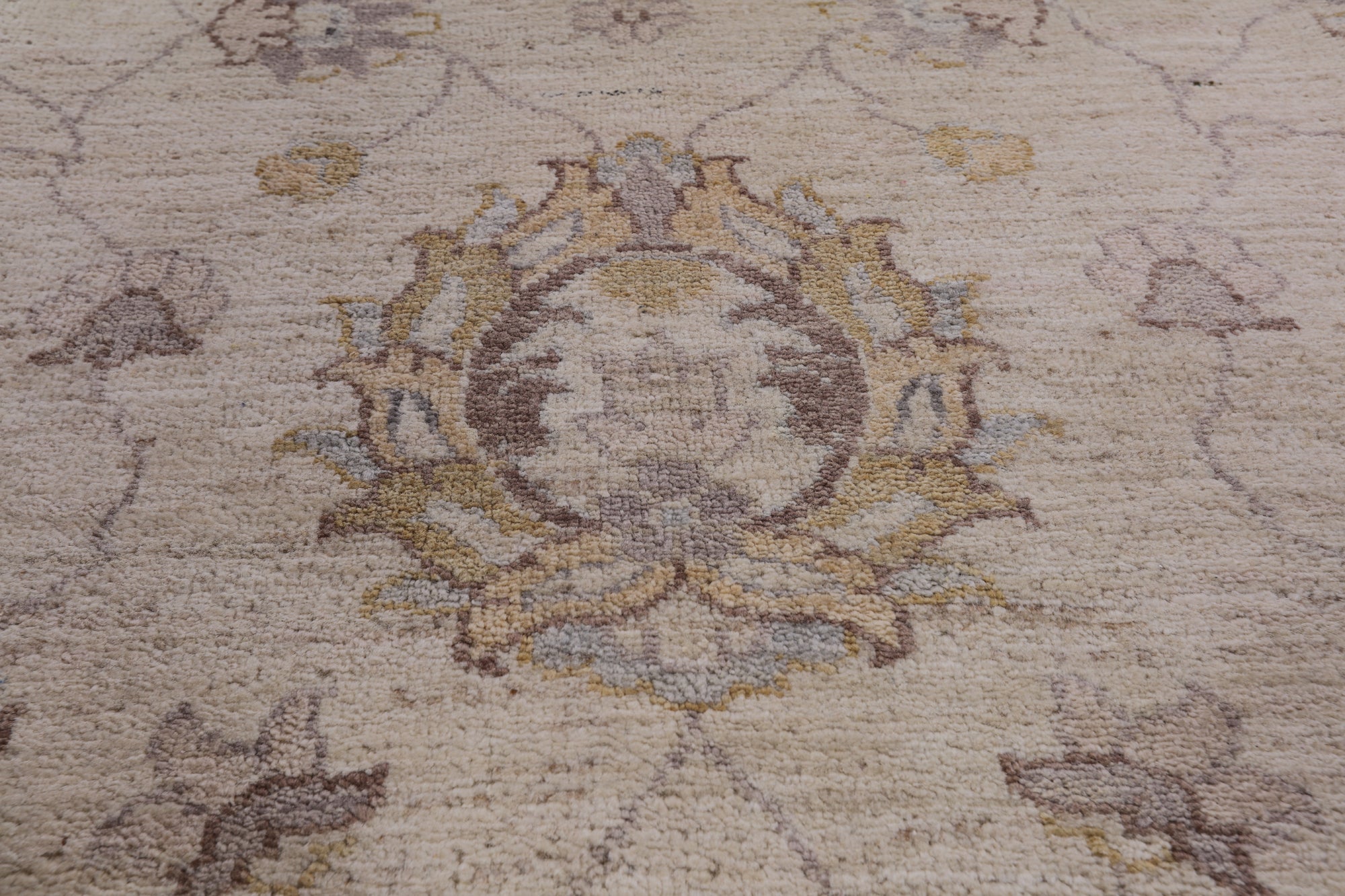 Ivory Peshawar Washed Out Handmade Wool Rug - 8' 2" X 10' 1" - Golden Nile