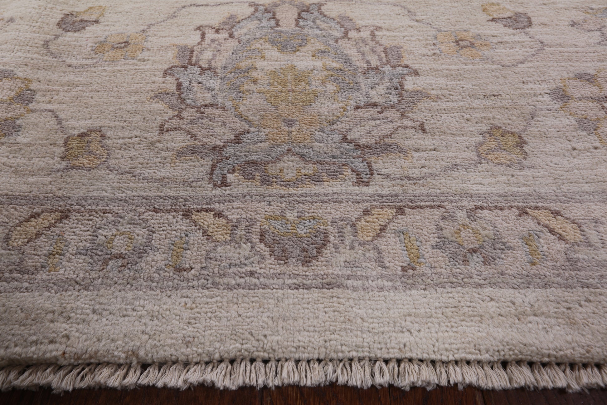 Ivory Peshawar Washed Out Handmade Wool Rug - 8' 2" X 10' 1" - Golden Nile