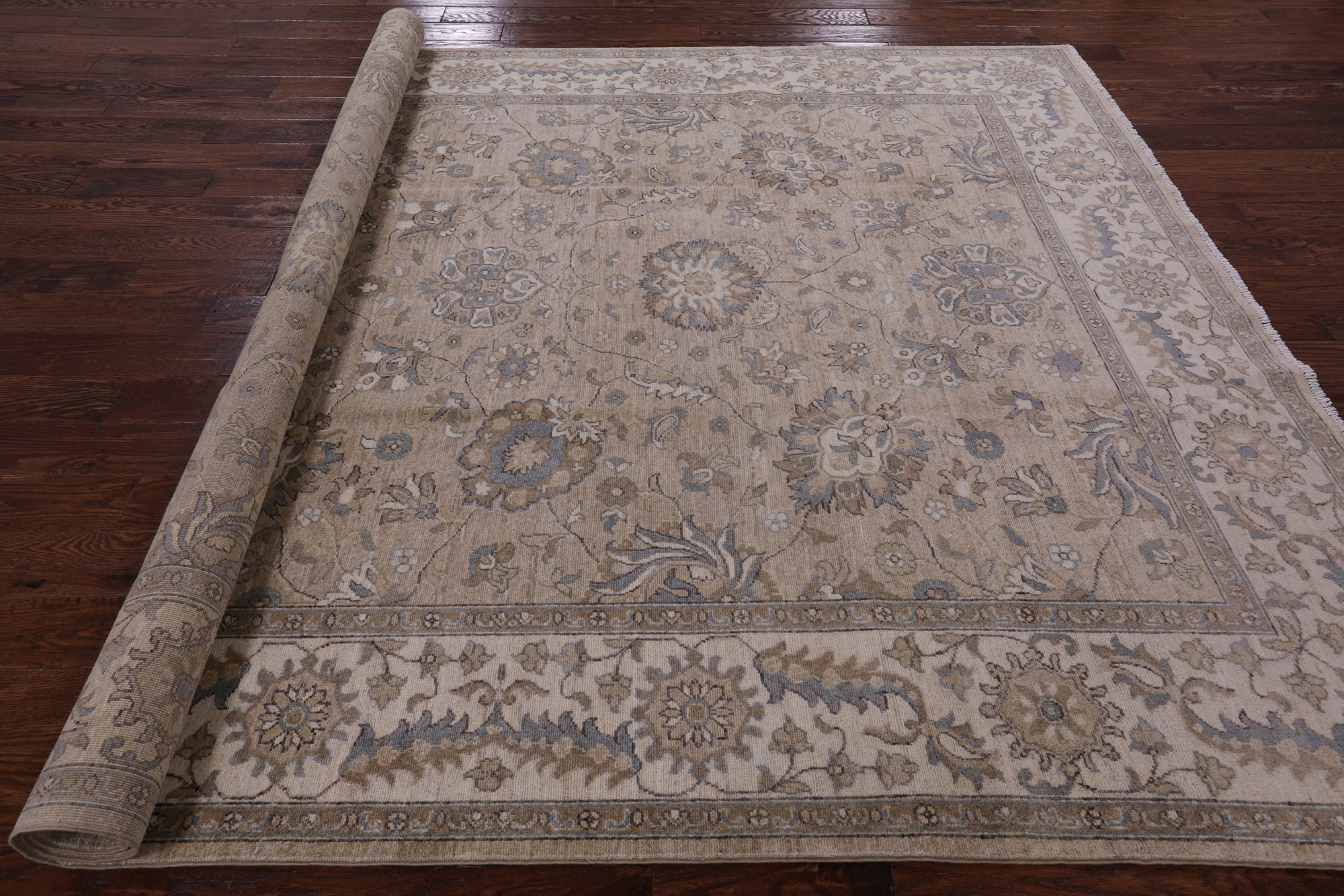 Peshawar Hand Knotted Wool Rug - 8' 0" X 9' 7" - Golden Nile