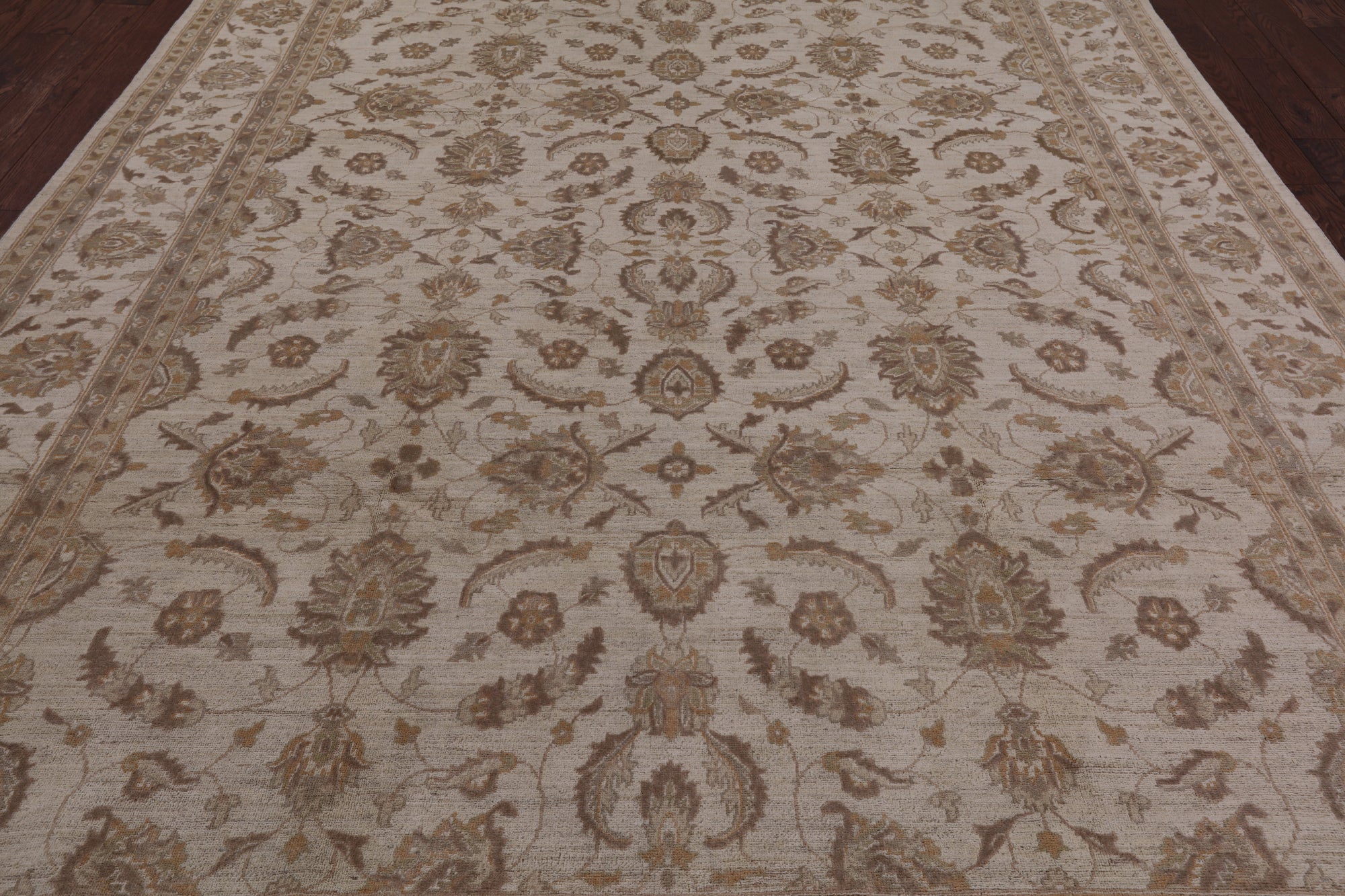 Ivory Peshawar Handmade Wool Rug - 8' 9" X 12' 2" - Golden Nile