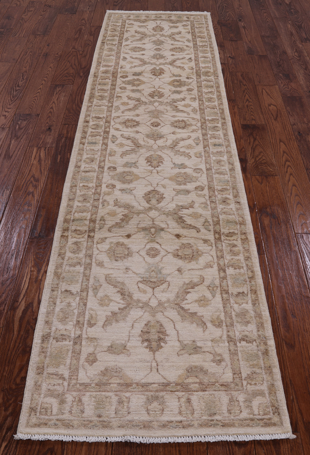Ivory Peshawar Handmade Wool Runner Rug - 2' 6" X 9' 9" - Golden Nile