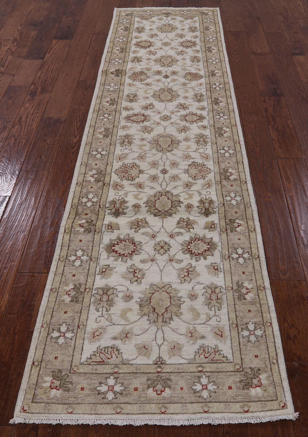 Ivory Peshawar Handmade Wool Runner Rug - 2' 6" X 9' 6" - Golden Nile