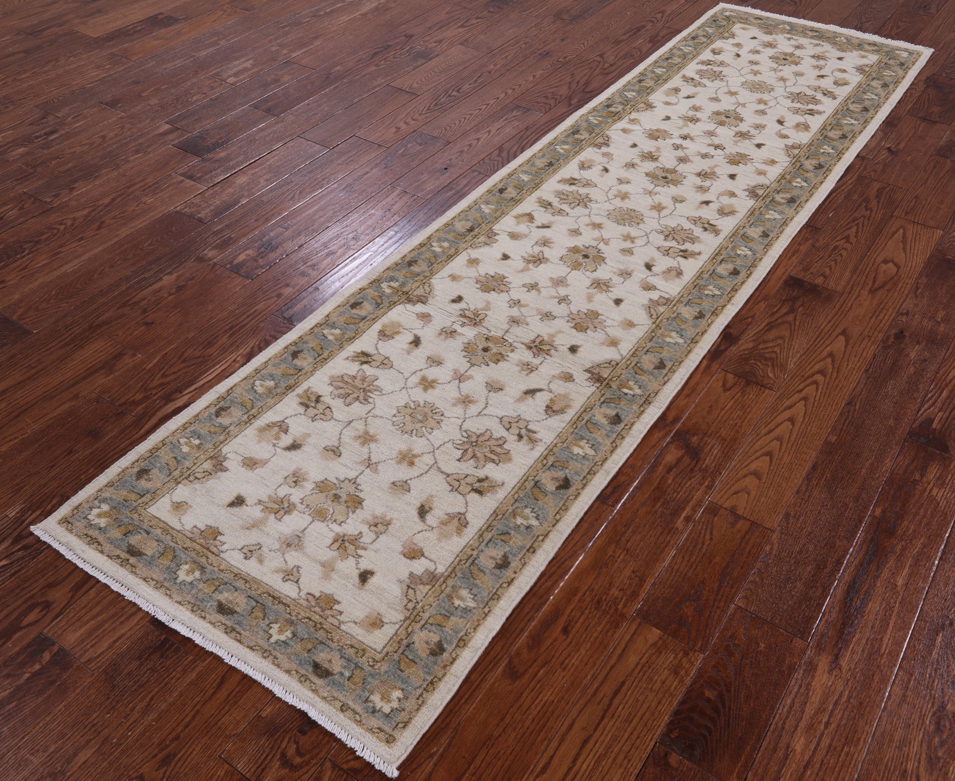 Ivory Peshawar Hand Knotted Wool Runner Rug - 2' 6" X 9' 9" - Golden Nile