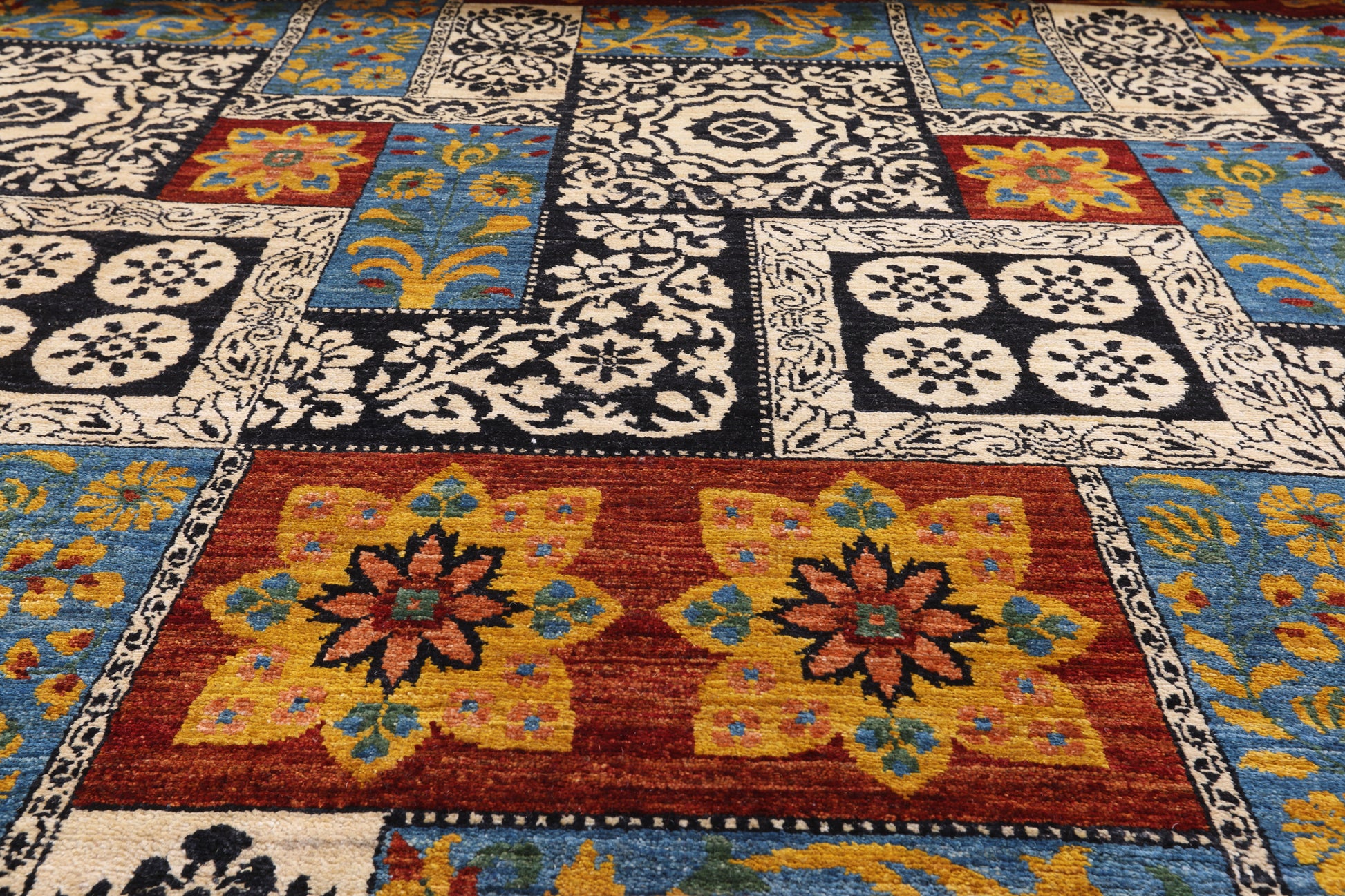 Black William Morris Handmade Wool Area Rug - 12' 2" X 16' 2" - Golden Nile