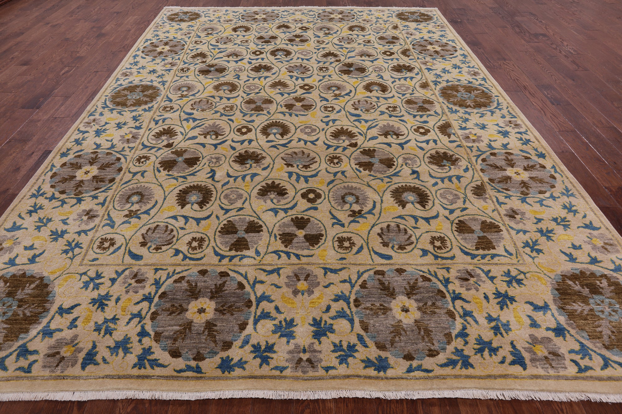 Ivory William Morris Handmade Wool Rug - 9' 1" X 12' 1" - Golden Nile
