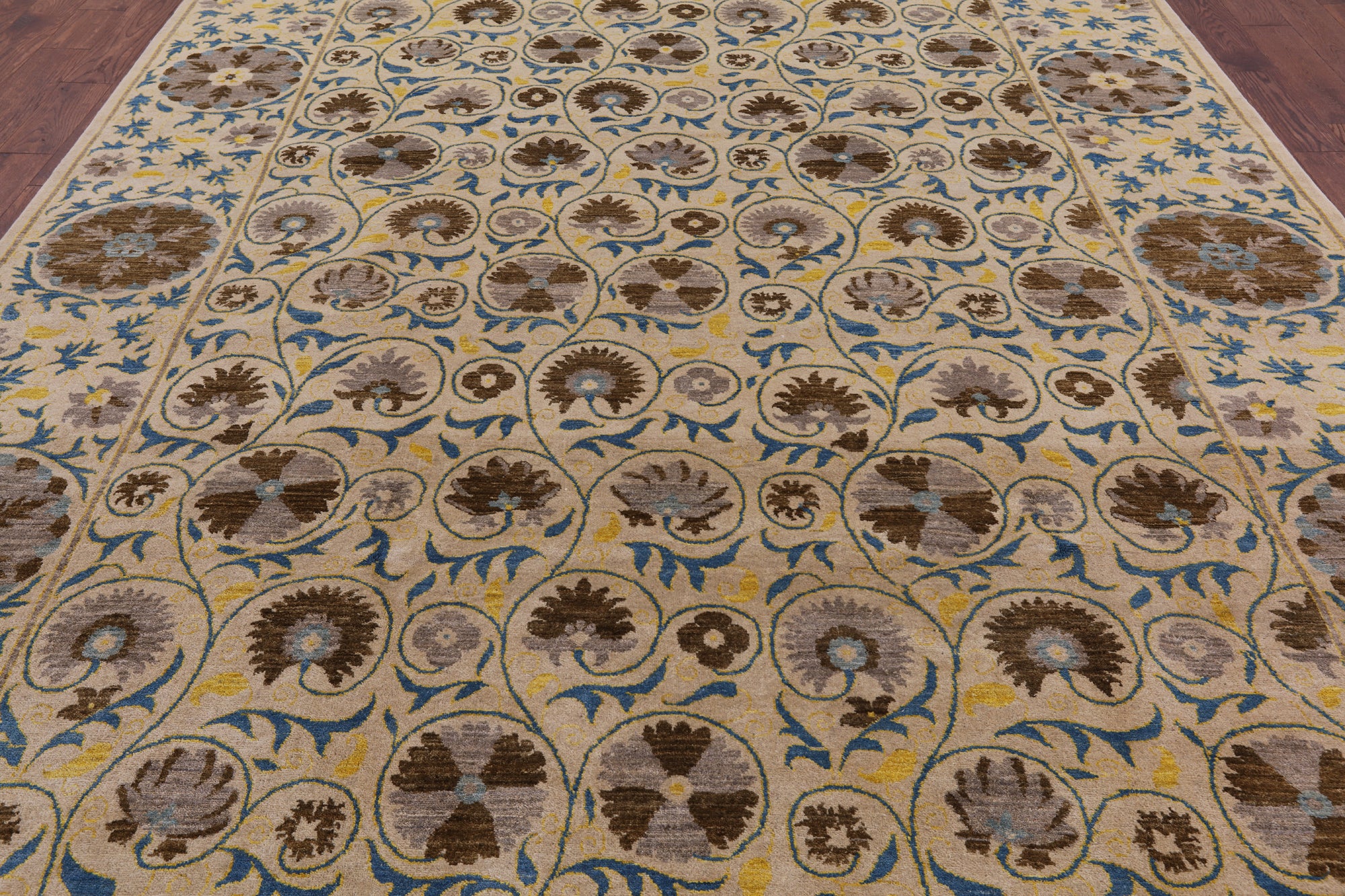Ivory William Morris Handmade Wool Rug - 9' 1" X 12' 1" - Golden Nile
