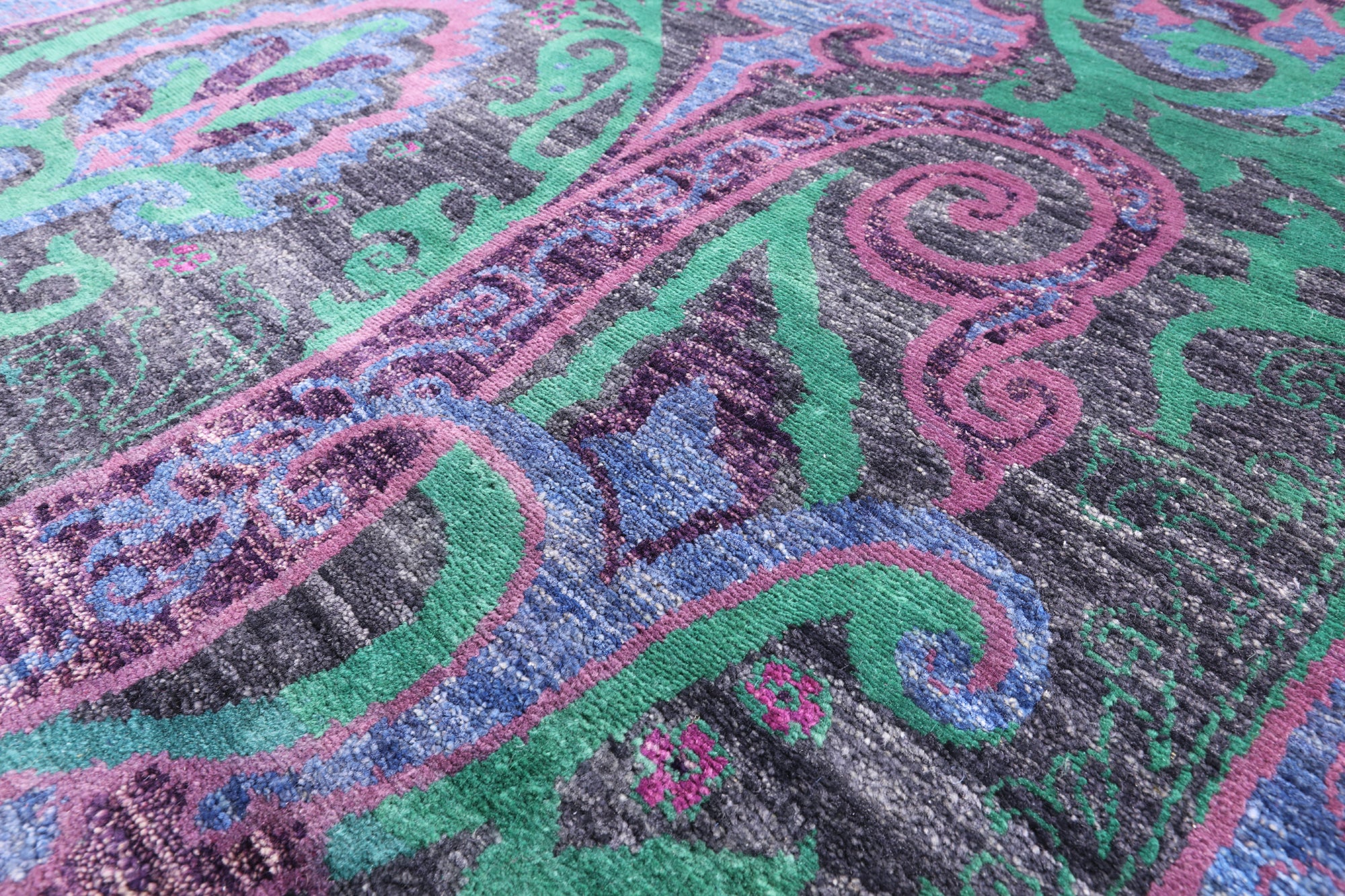 William Morris Hand Knotted Wool Rug - 9' 0" X 12' 5" - Golden Nile