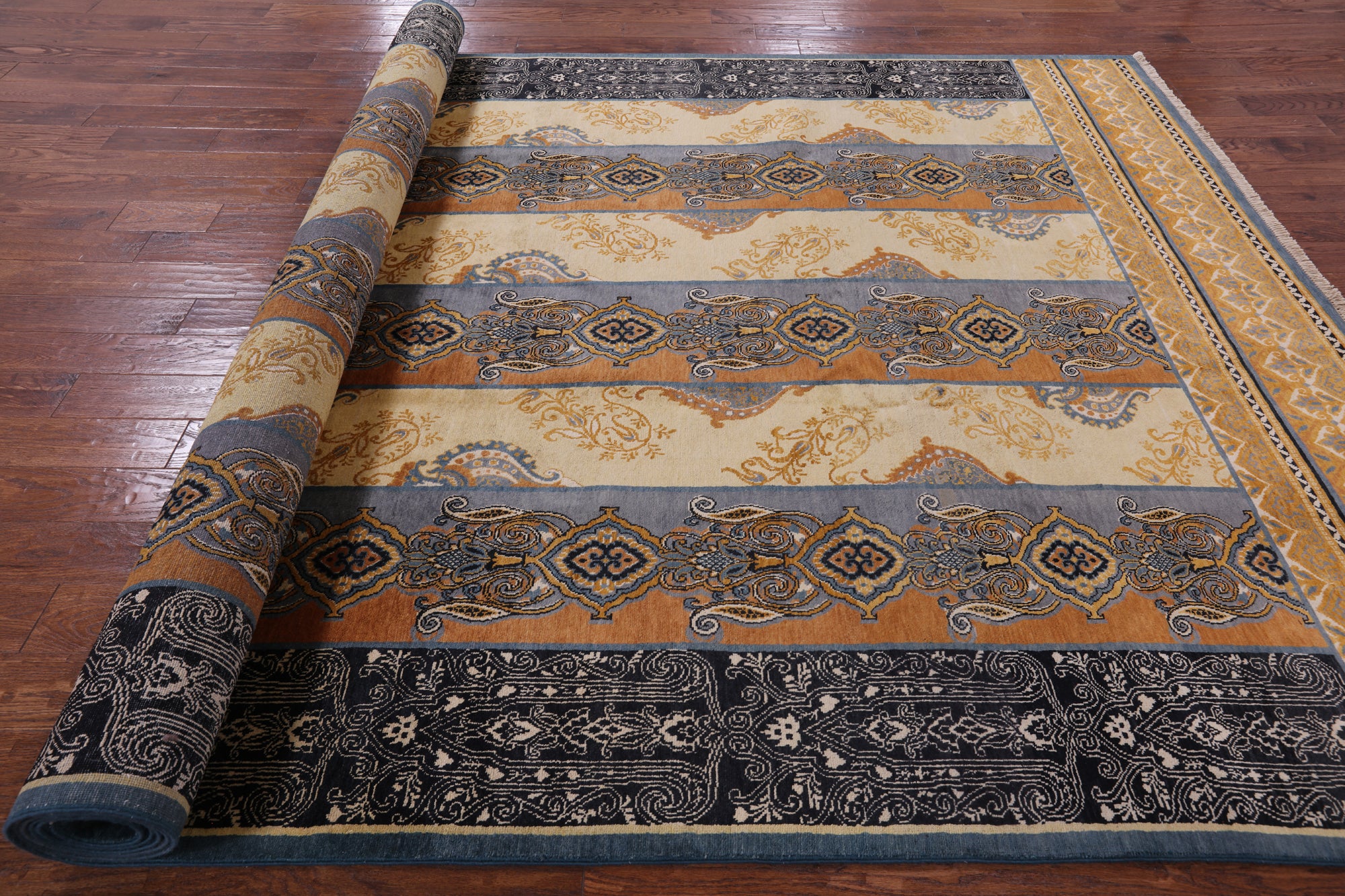 William Morris Hand Knotted Wool Rug - 8' 1" X 14' 5" - Golden Nile