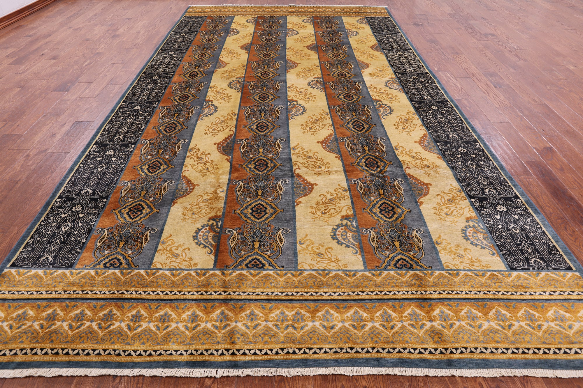 William Morris Hand Knotted Wool Rug - 8' 1" X 14' 5" - Golden Nile