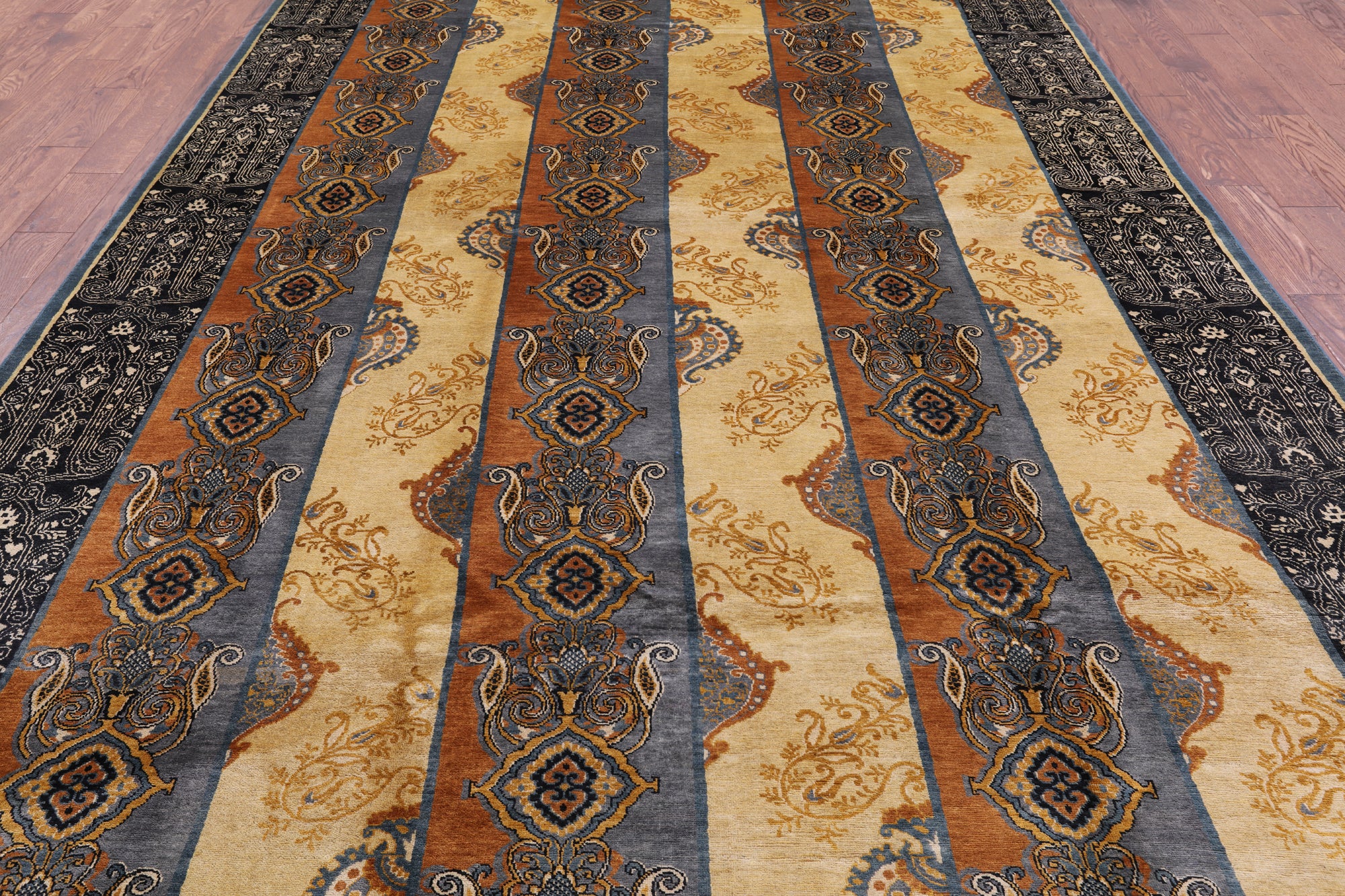 William Morris Hand Knotted Wool Rug - 8' 1" X 14' 5" - Golden Nile