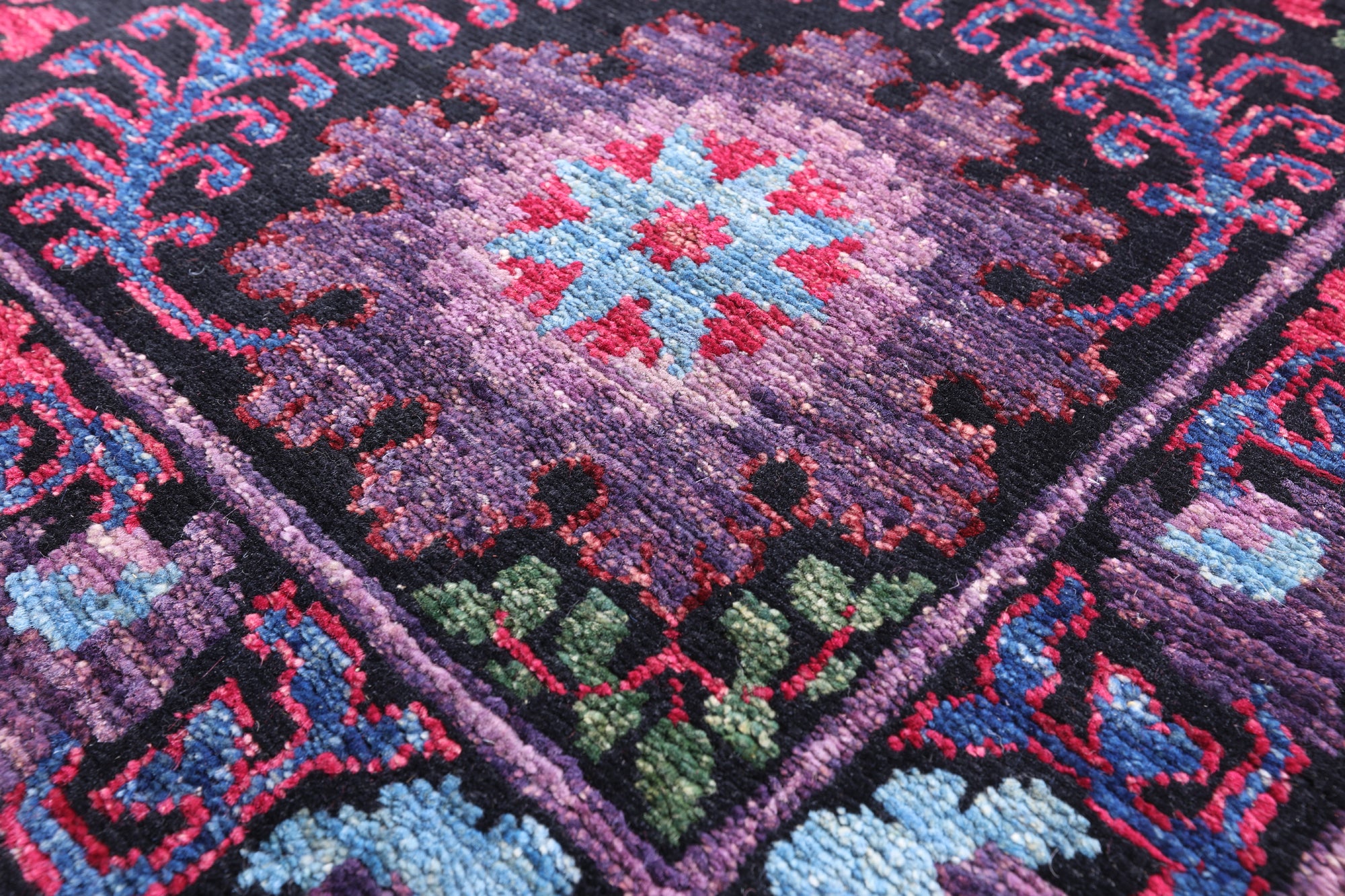 Black William Morris Hand Knotted Wool Area Rug - 8' 2" X 10' 3" - Golden Nile