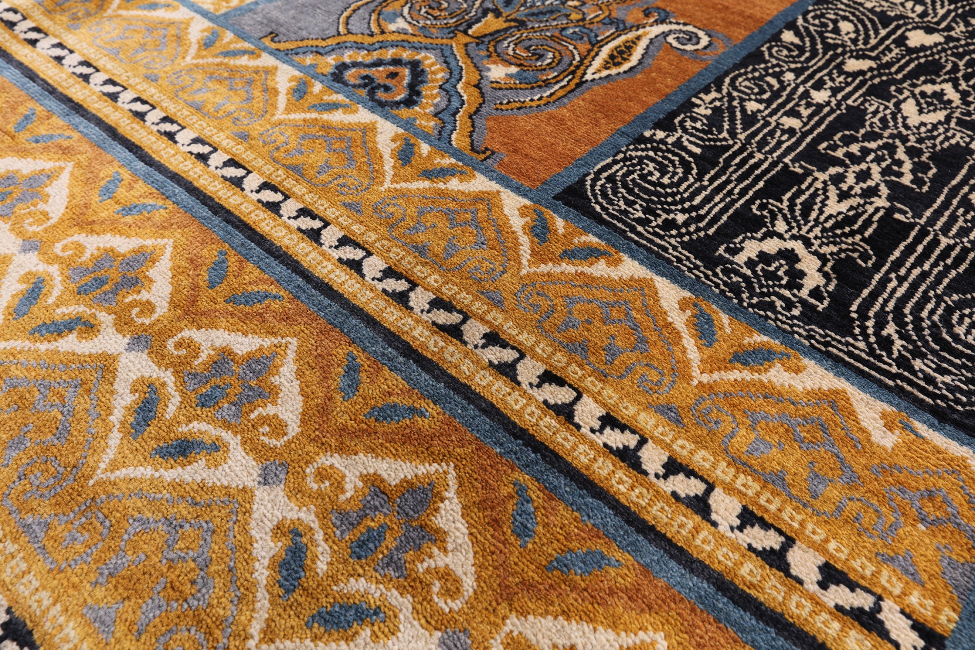 William Morris Hand Knotted Wool Rug - 8' 1" X 9' 11" - Golden Nile