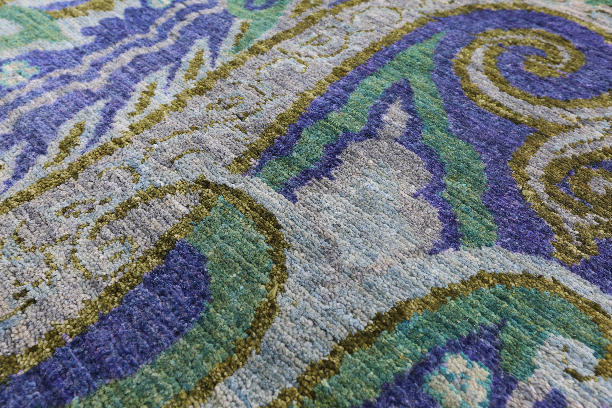 William Morris Handmade Wool Rug - 8' 0" X 10' 2" - Golden Nile