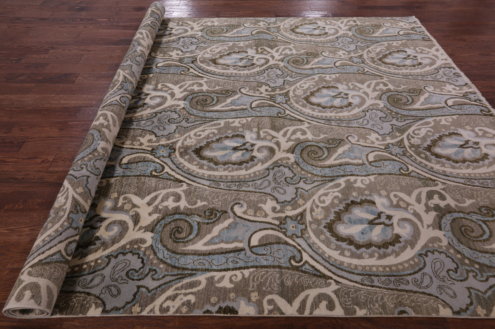 William Morris Handmade Wool Rug - 8' 1" X 10' 1" - Golden Nile