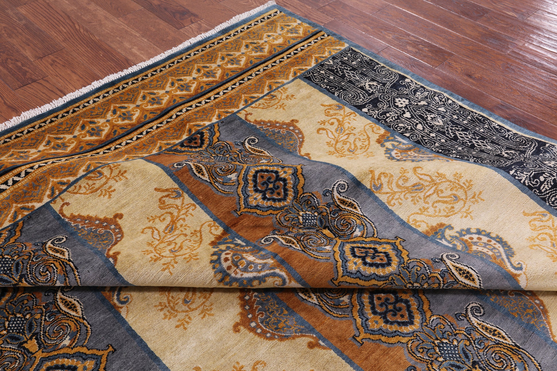 William Morris Handmade Wool Rug - 8' 3" X 9' 11" - Golden Nile
