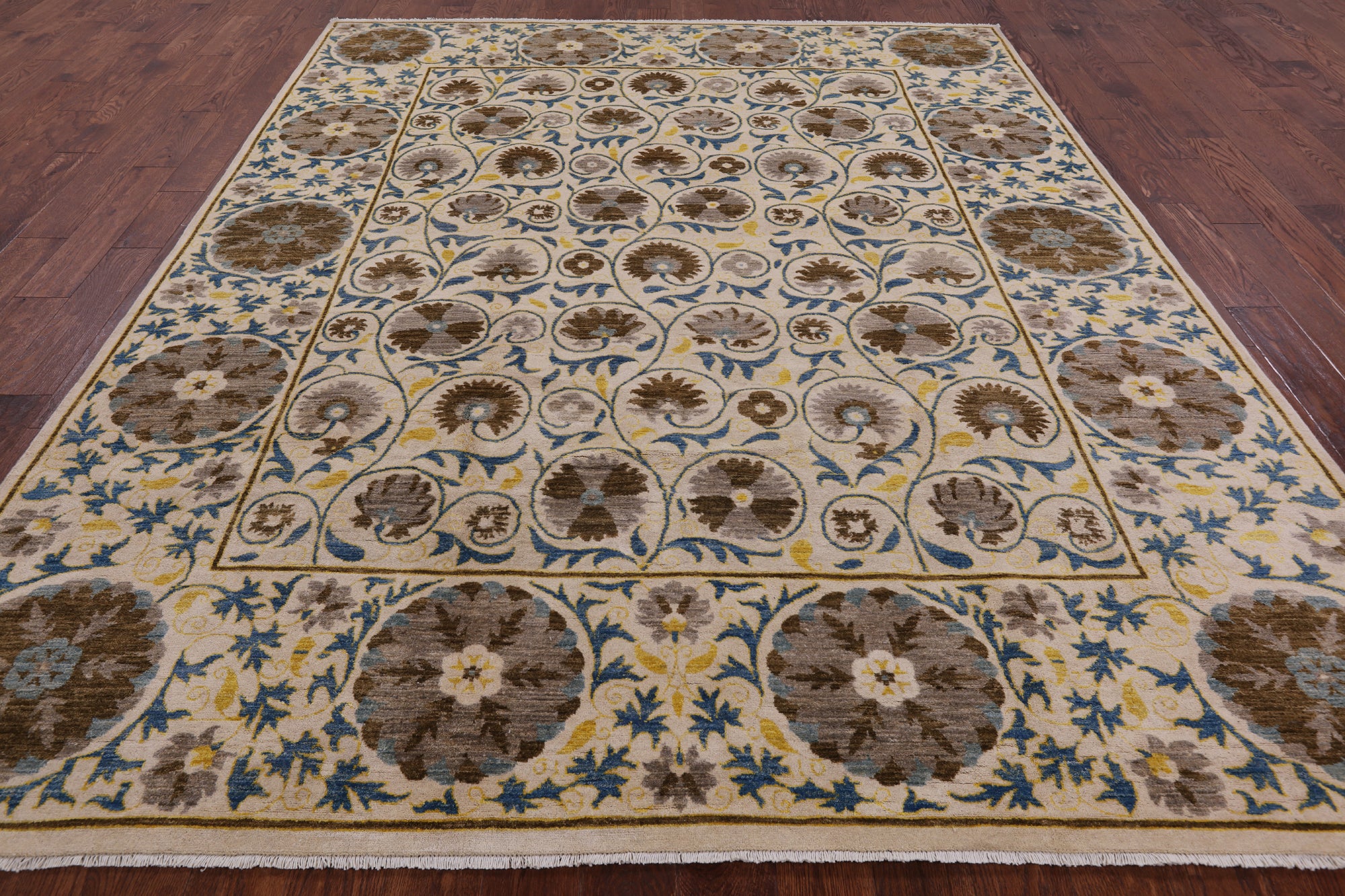Ivory William Morris Handmade Wool Rug - 8' 1" X 10' 1" - Golden Nile