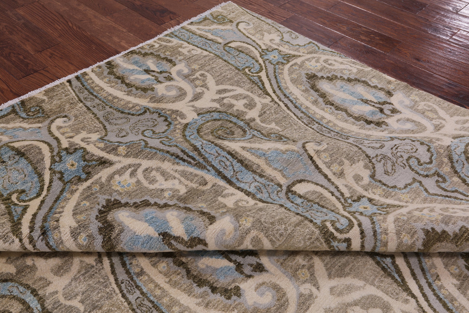 William Morris Handmade Wool Rug - 7' 9" X 10' 0" - Golden Nile