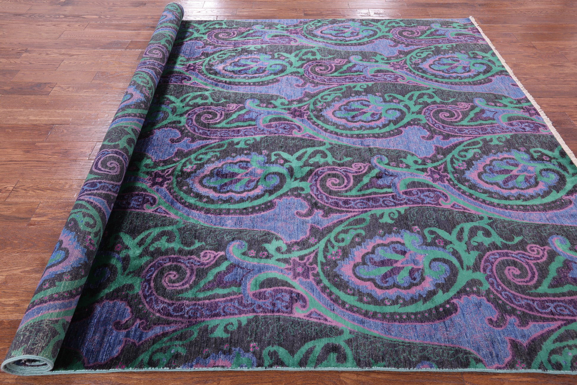 William Morris Handmade Wool Rug - 7' 10 X 9' 10 - Golden Nile