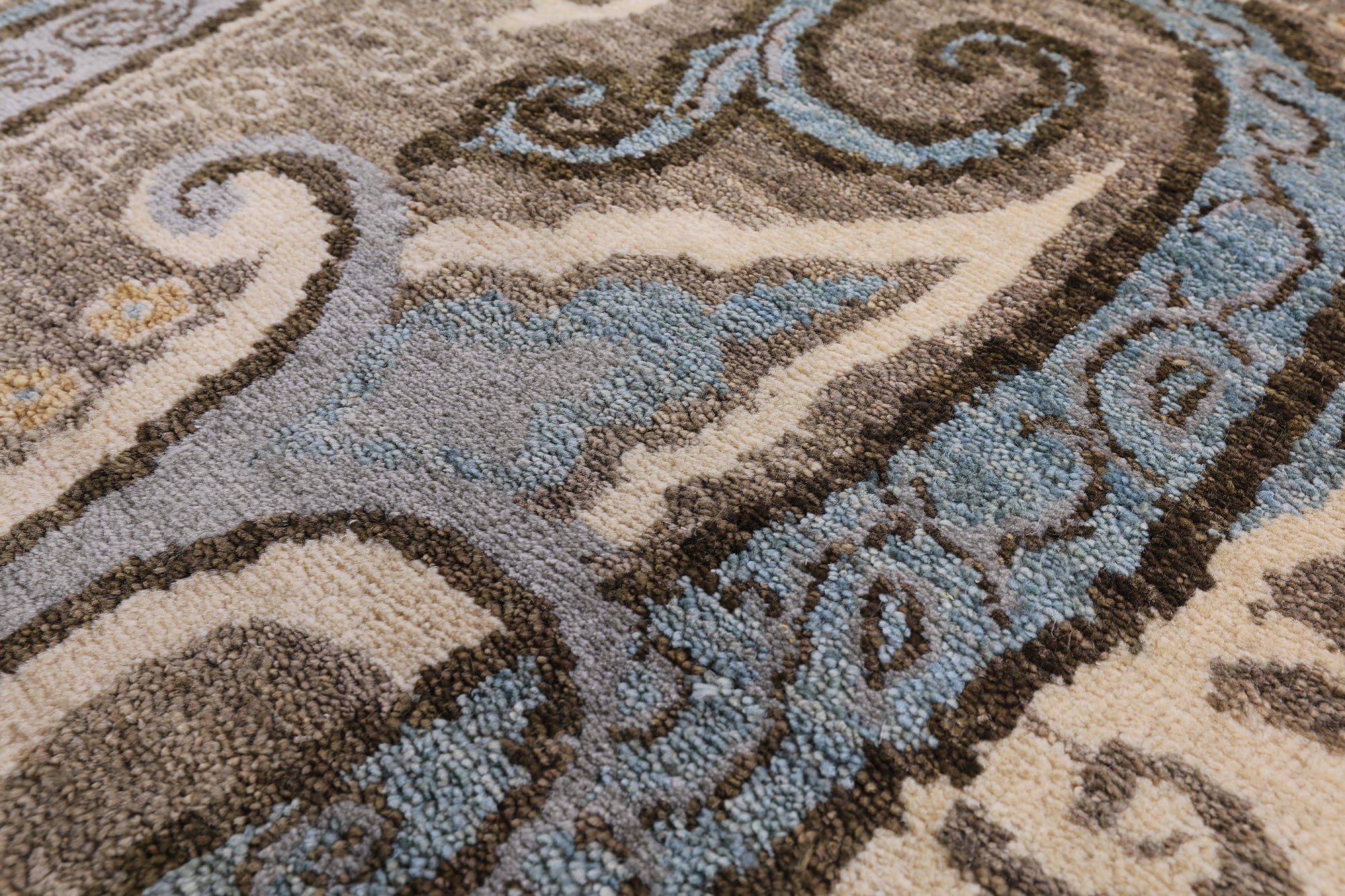 William Morris Hand Knotted Wool Rug - 7' 11" X 10' 7" - Golden Nile