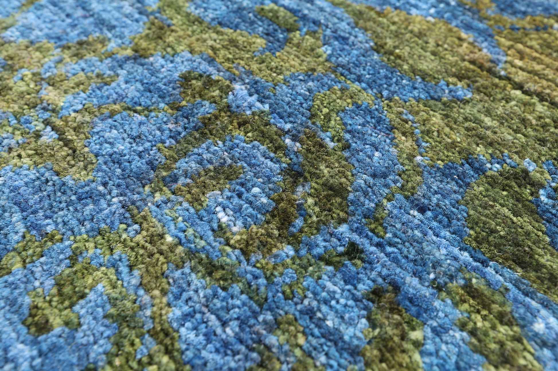William Morris Handmade Wool Rug - 6' 0" X 9' 3" - Golden Nile