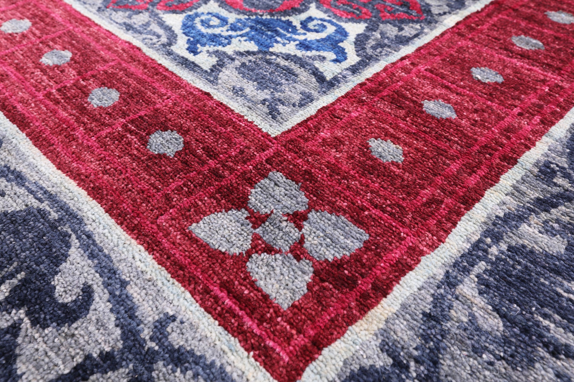 Grey William Morris Handmade Wool Rug - 6' 2" X 9' 1" - Golden Nile