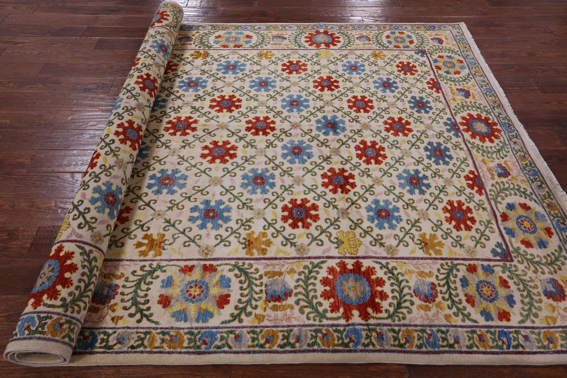 Ivory William Morris Hand Knotted Wool Rug - 6' 3" X 8' 4" - Golden Nile