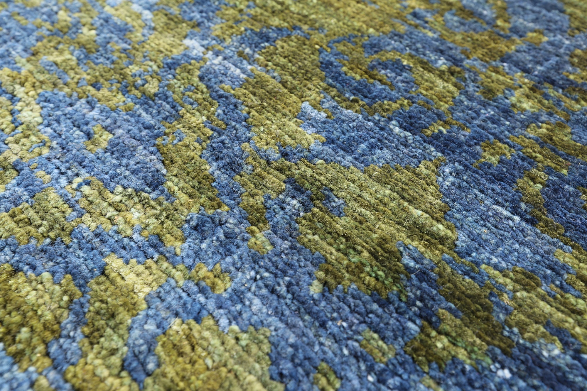 Green William Morris Hand Knotted Wool Rug - 5' 10" X 8' 3" - Golden Nile